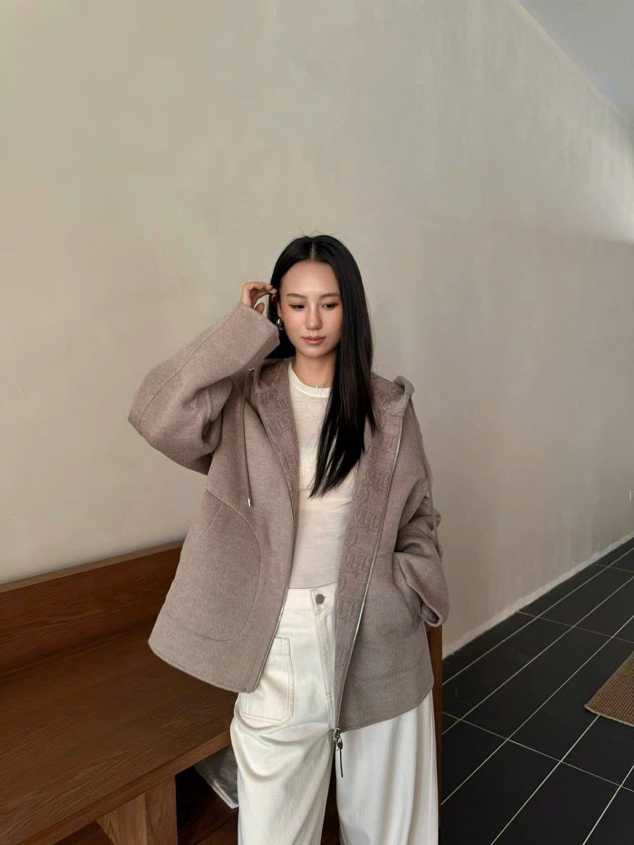  Áo dạ ép Nâu có mũ lót full logo 