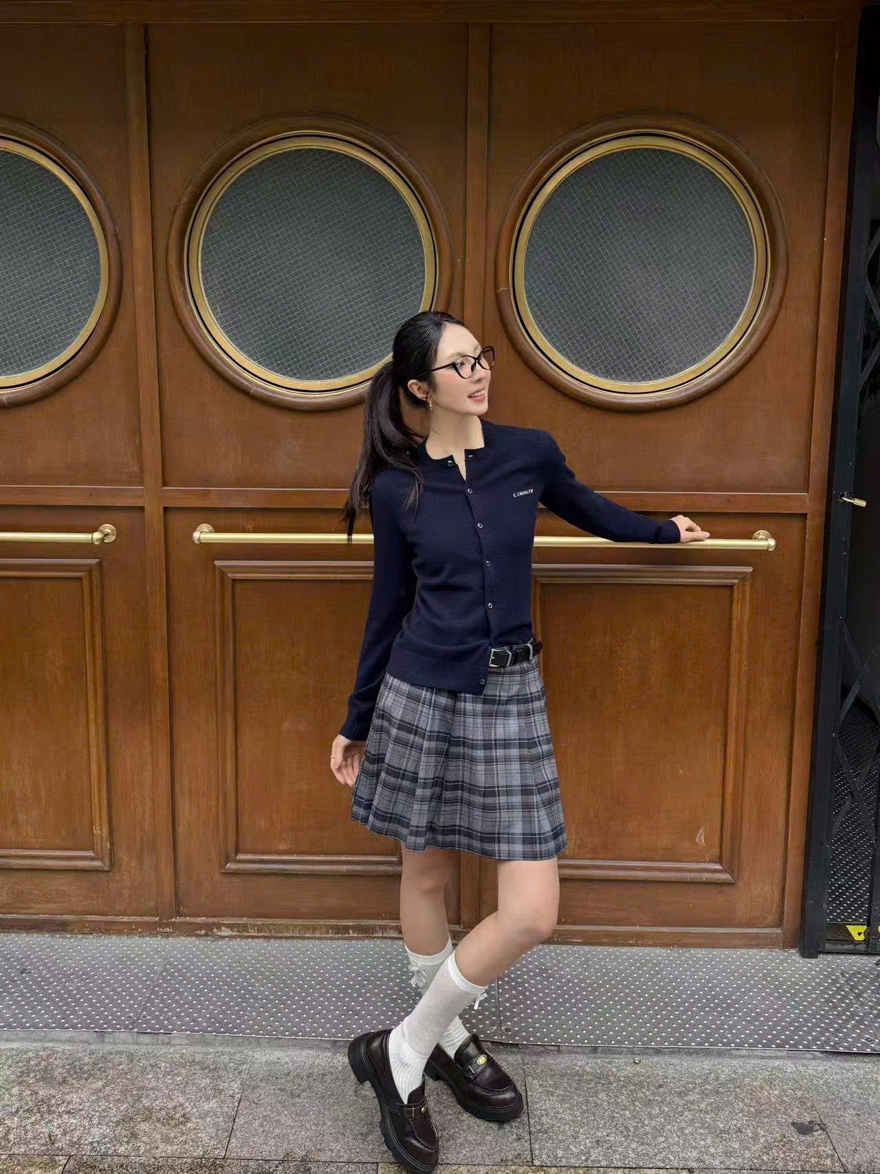  Áo CGD xanh navy Cashmere 