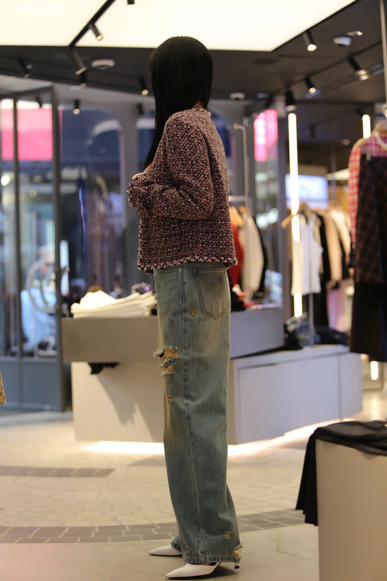  Quần jean rách gối ss25 