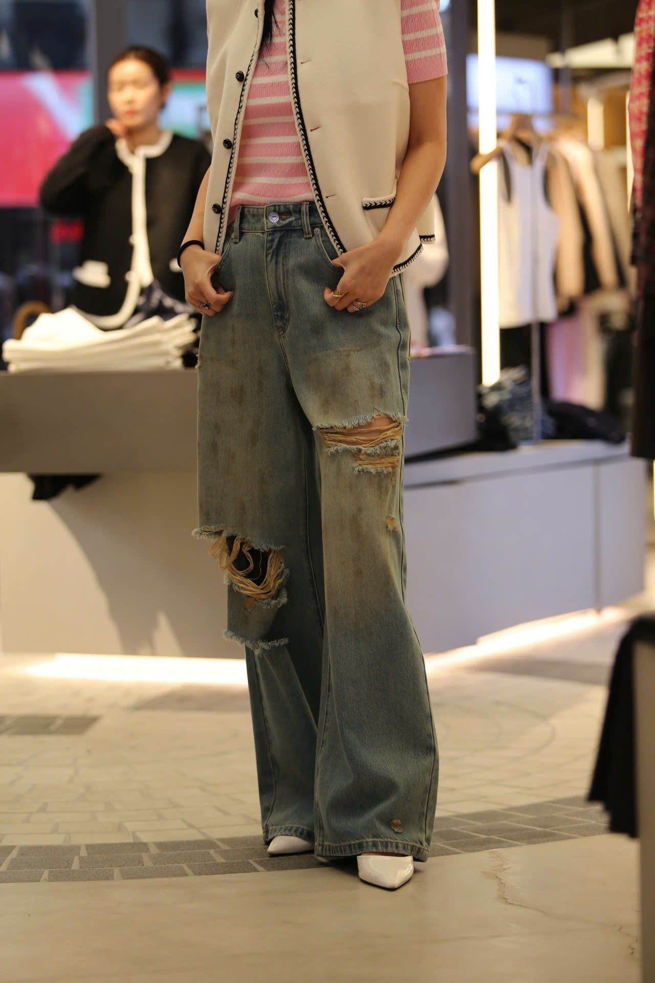  Quần jean rách gối ss25 