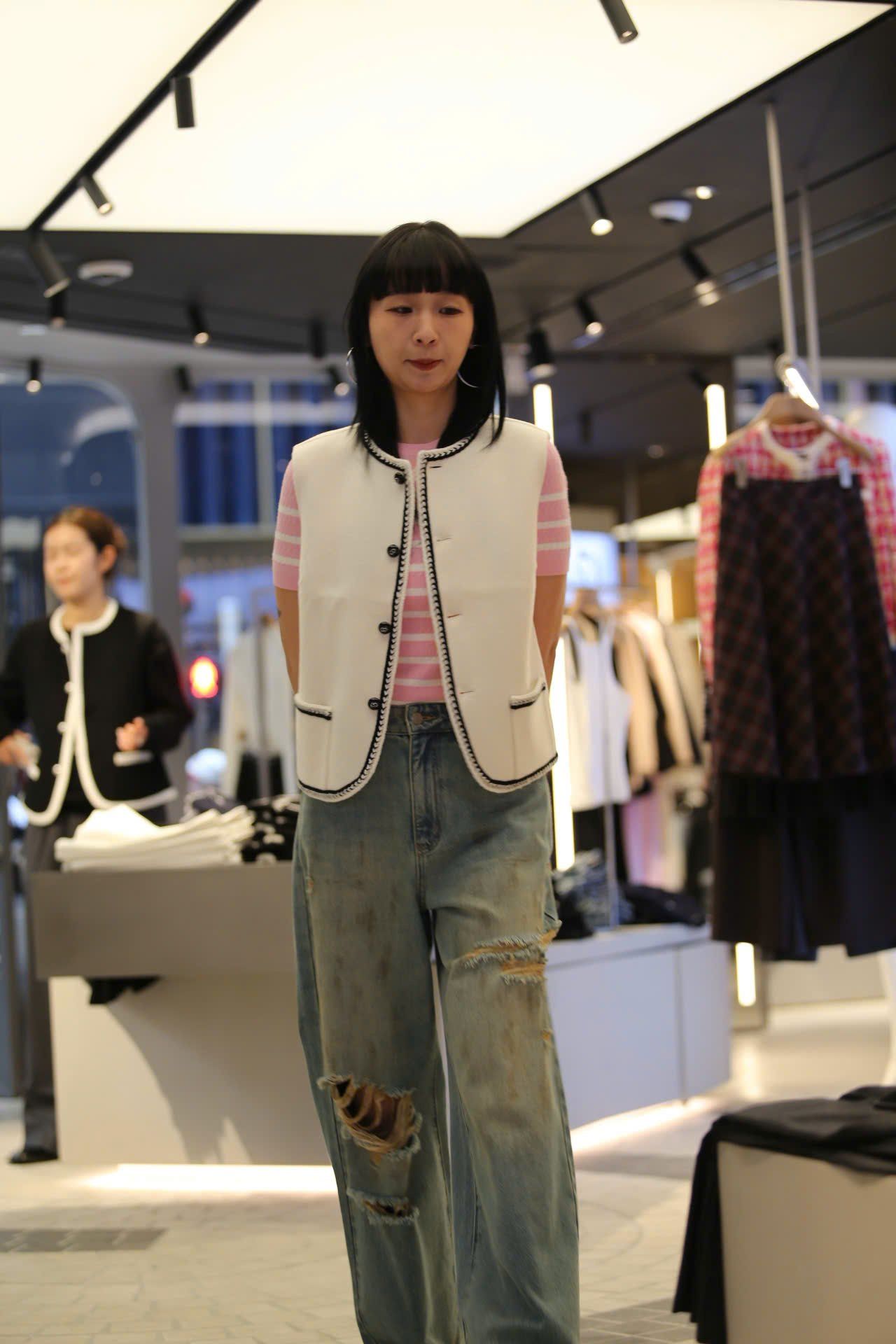  Quần jean rách gối ss25 