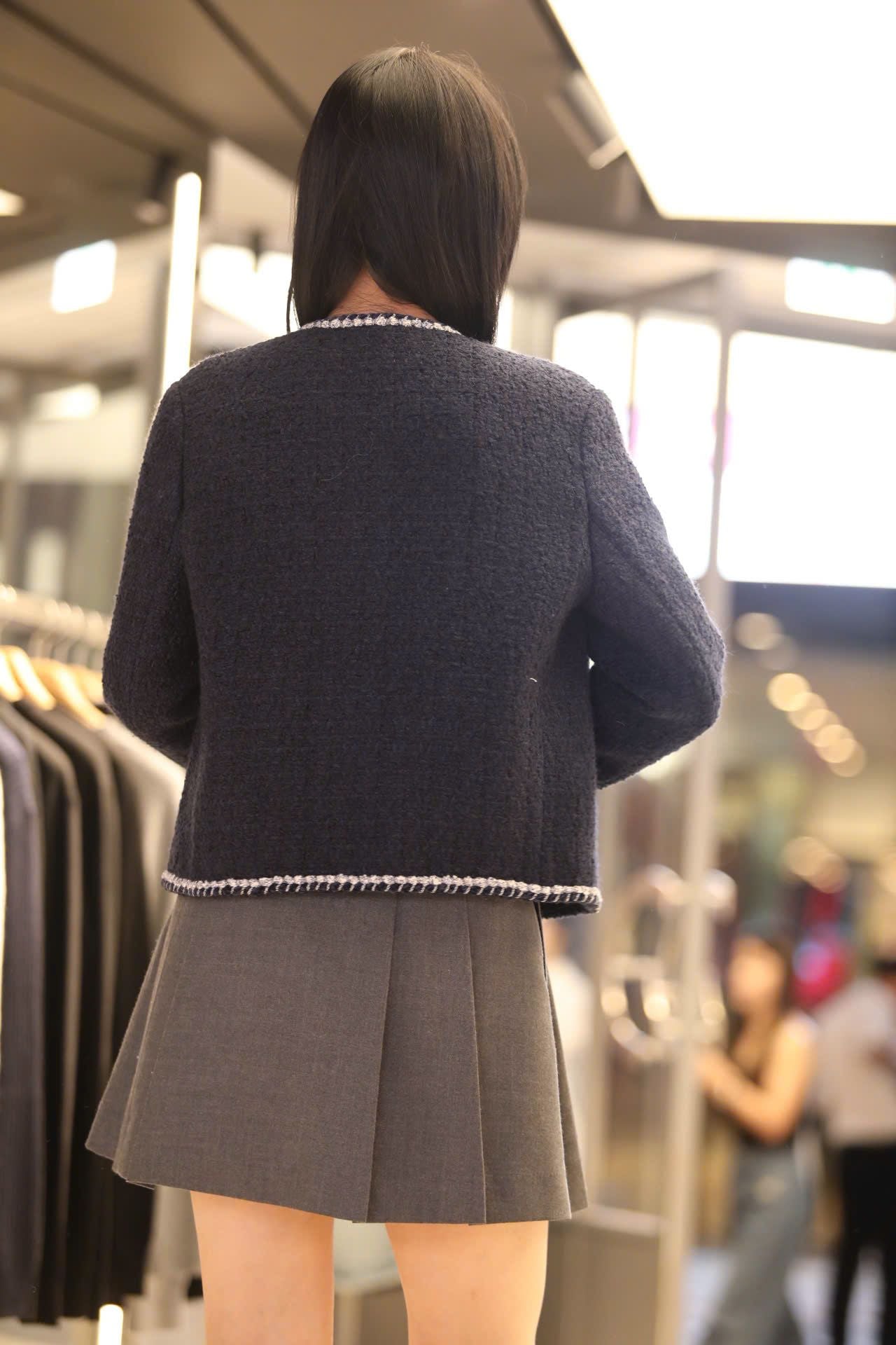  3. Áo Tweed Xanh navy viền trắng 