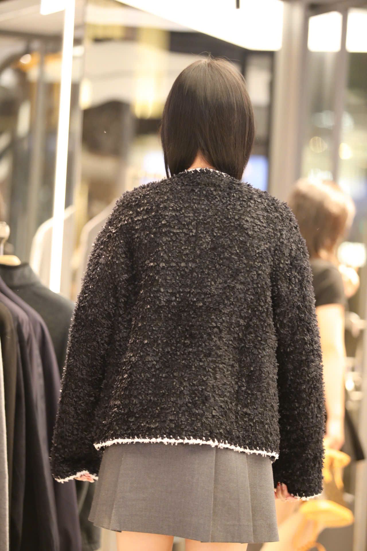  Áo khoác lông logo CC 