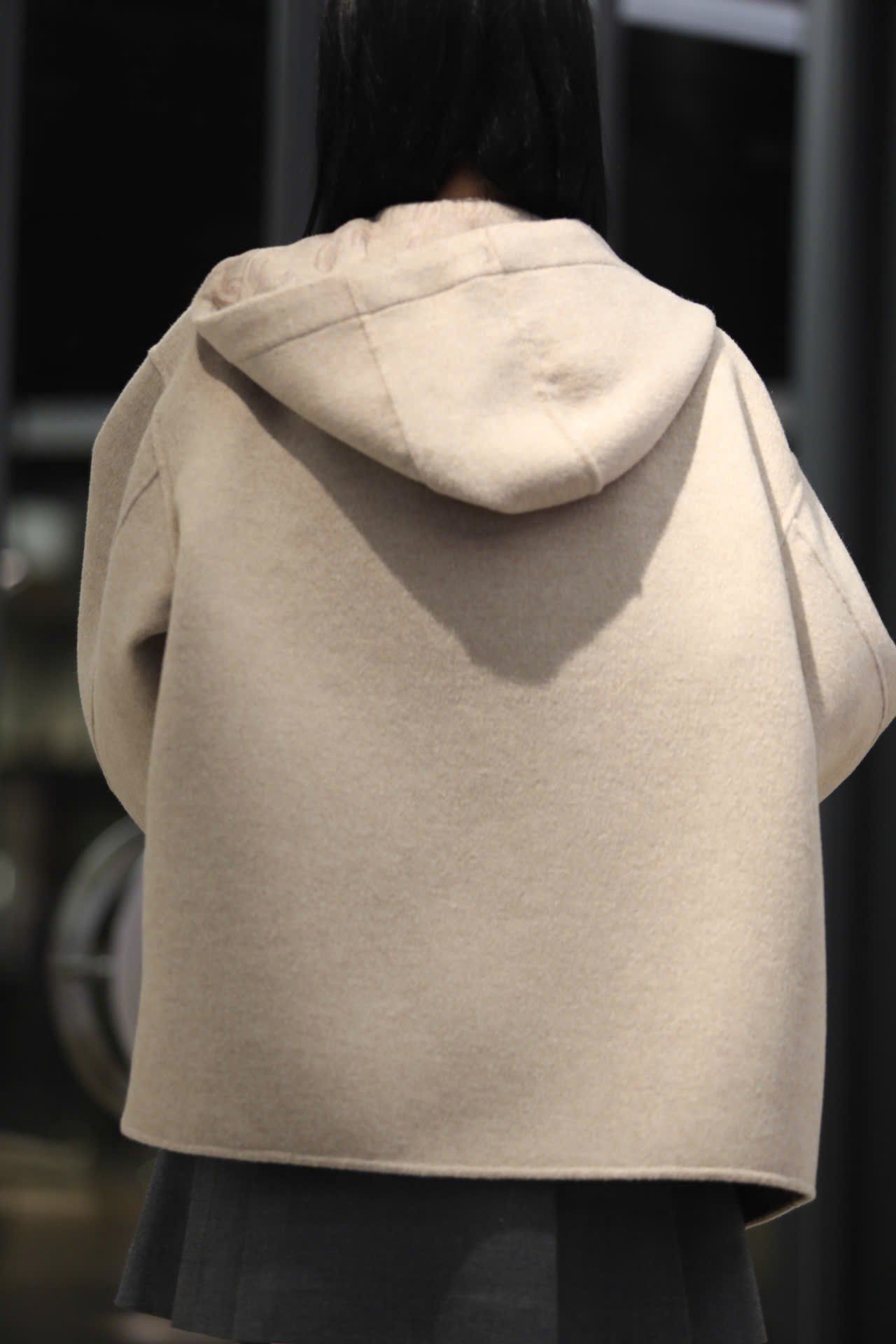  Áo dạ ép Nâu có mũ lót full logo 