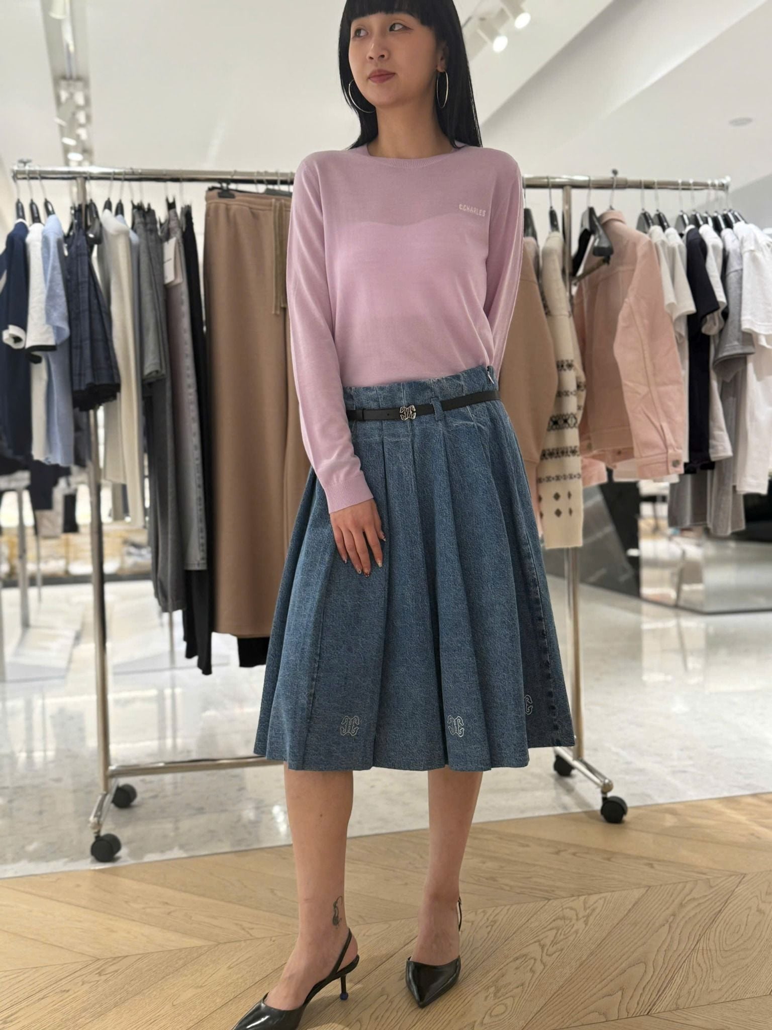  Chân váy dài jean, logo gấu kèm Belt da 