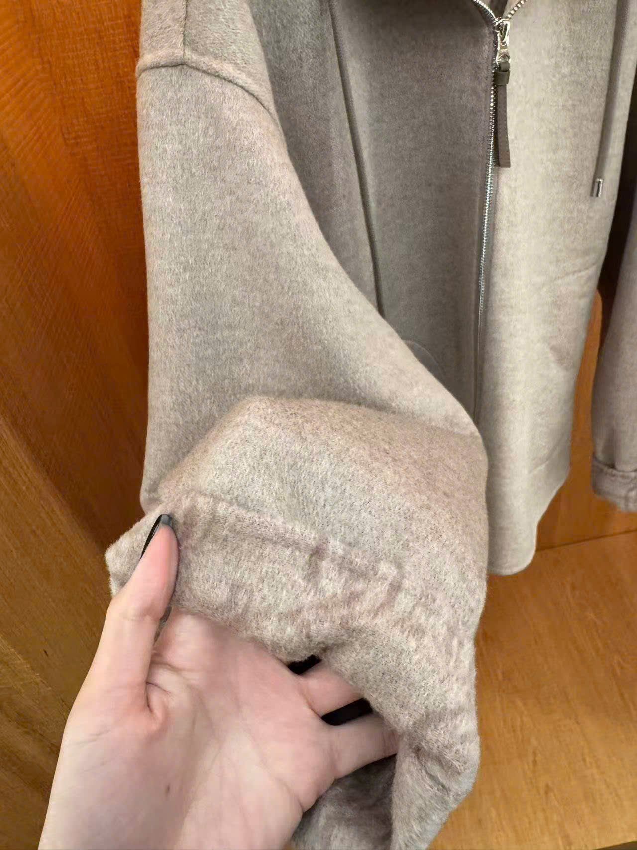  Áo dạ ép Nâu có mũ lót full logo 