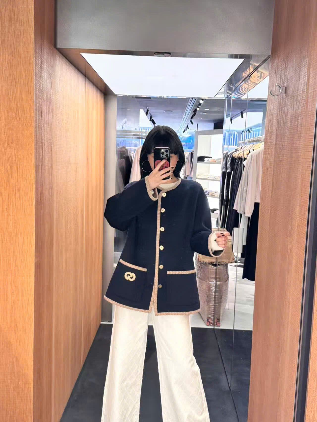  5.Áo khoác dạ Gấu ngực - Navy 