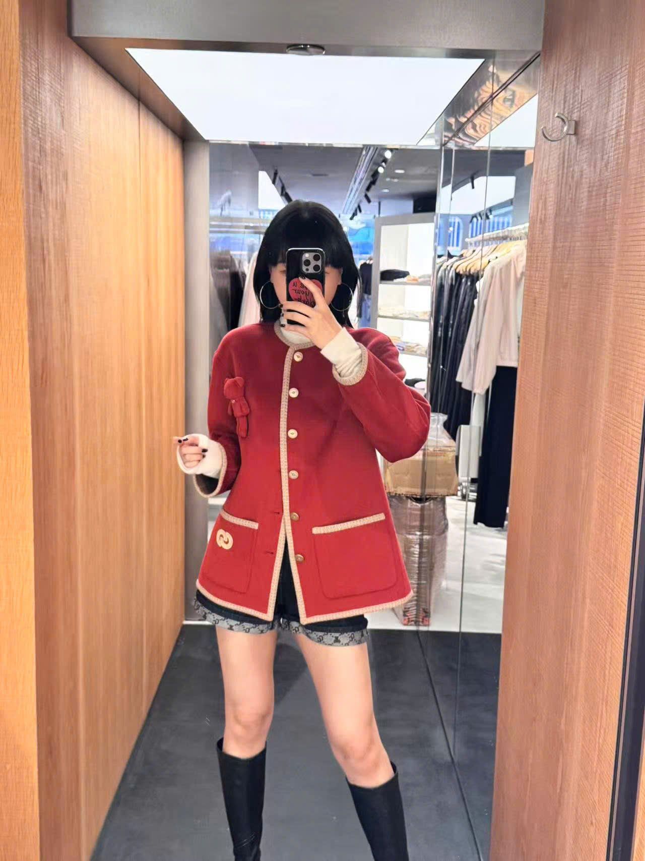  4.Áo khoác dạ Gấu ngực - Đỏ 