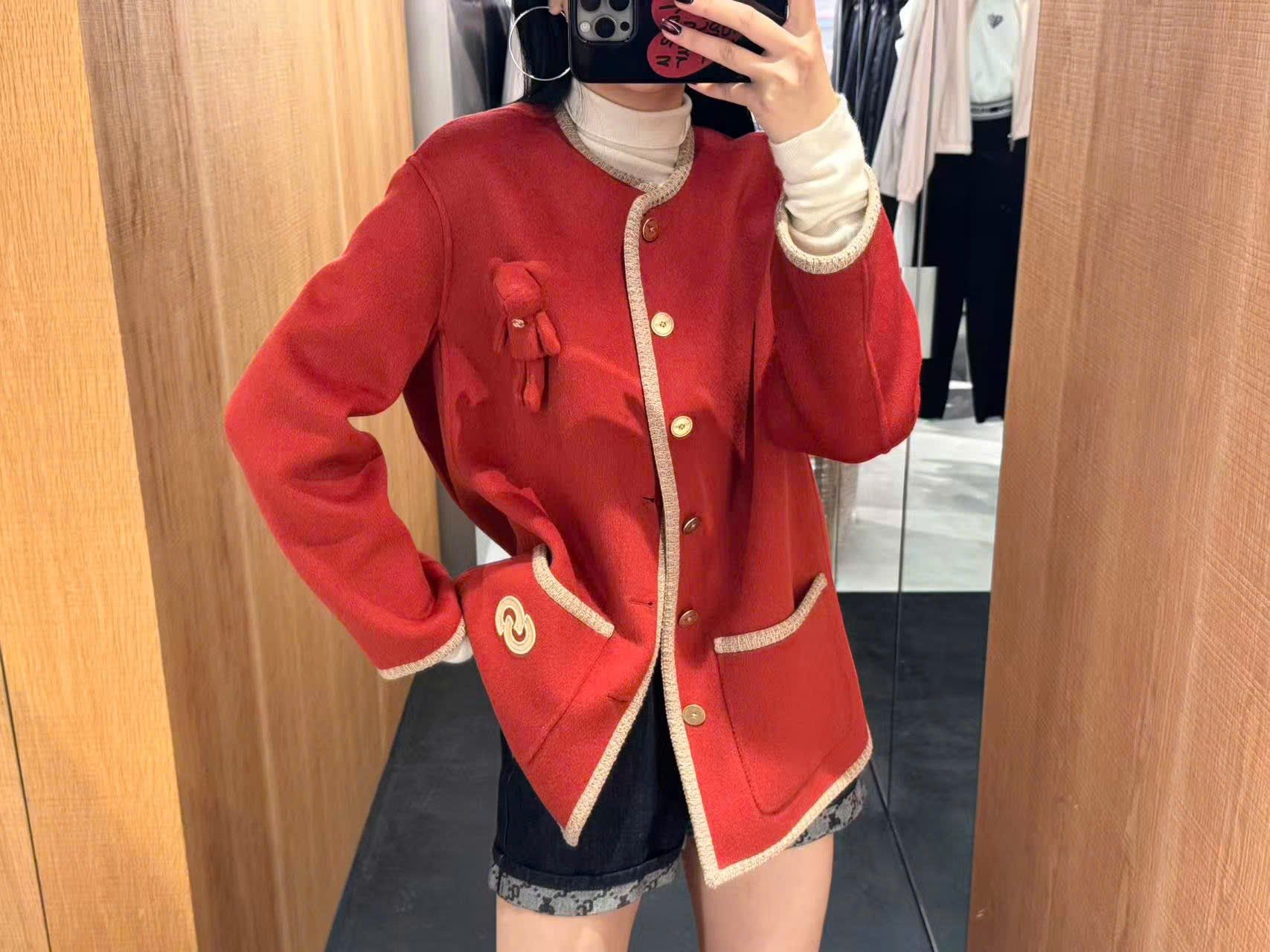  4.Áo khoác dạ Gấu ngực - Đỏ 
