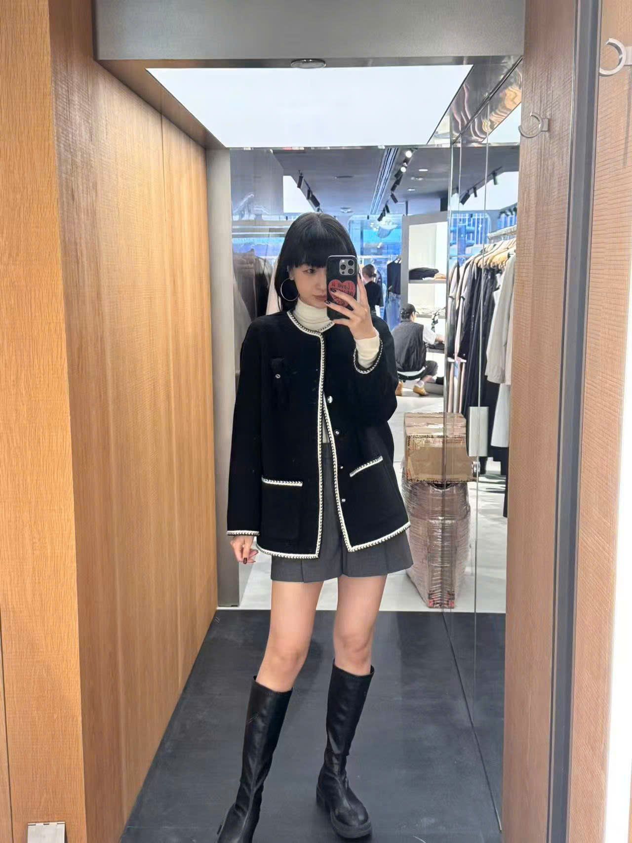  3.Áo khoác dạ Gấu ngực - Xanh đen 