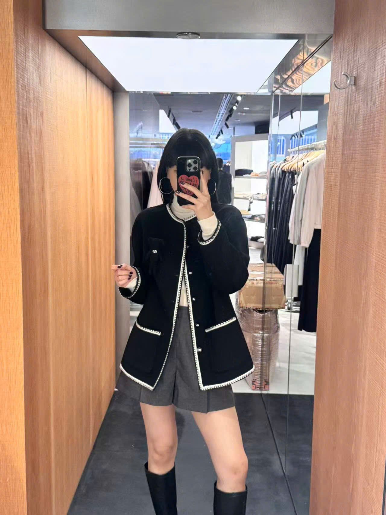  3.Áo khoác dạ Gấu ngực - Xanh đen 