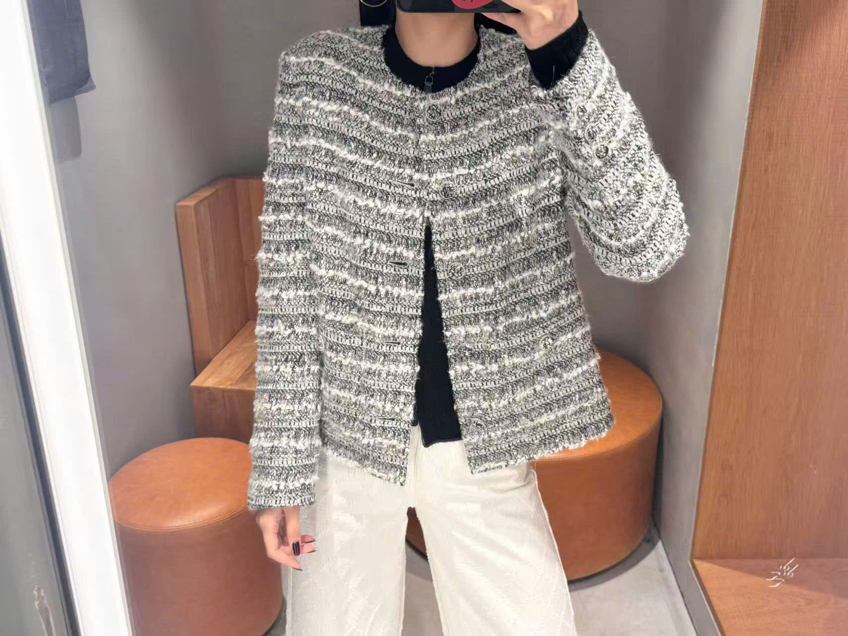  Áo Tweed ghi xám kẻ trắng 