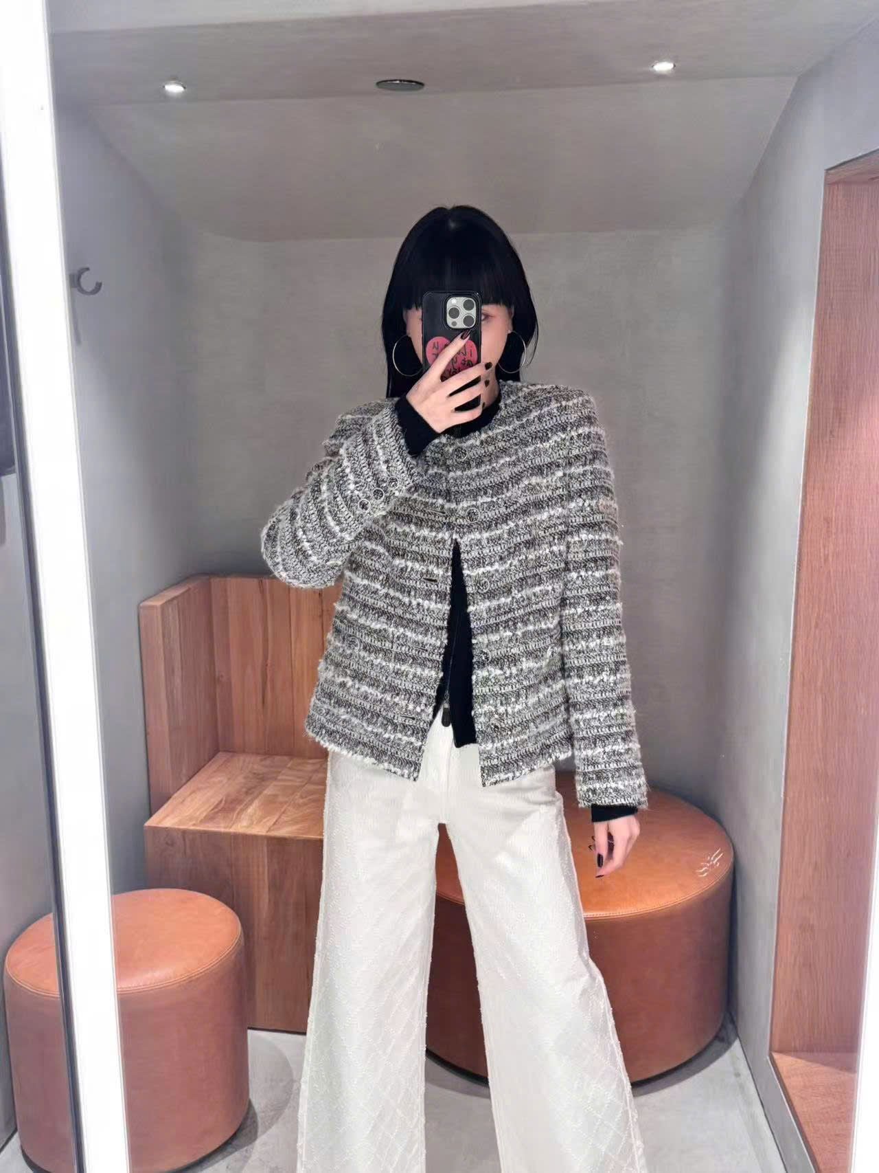  Áo Tweed ghi xám kẻ trắng 