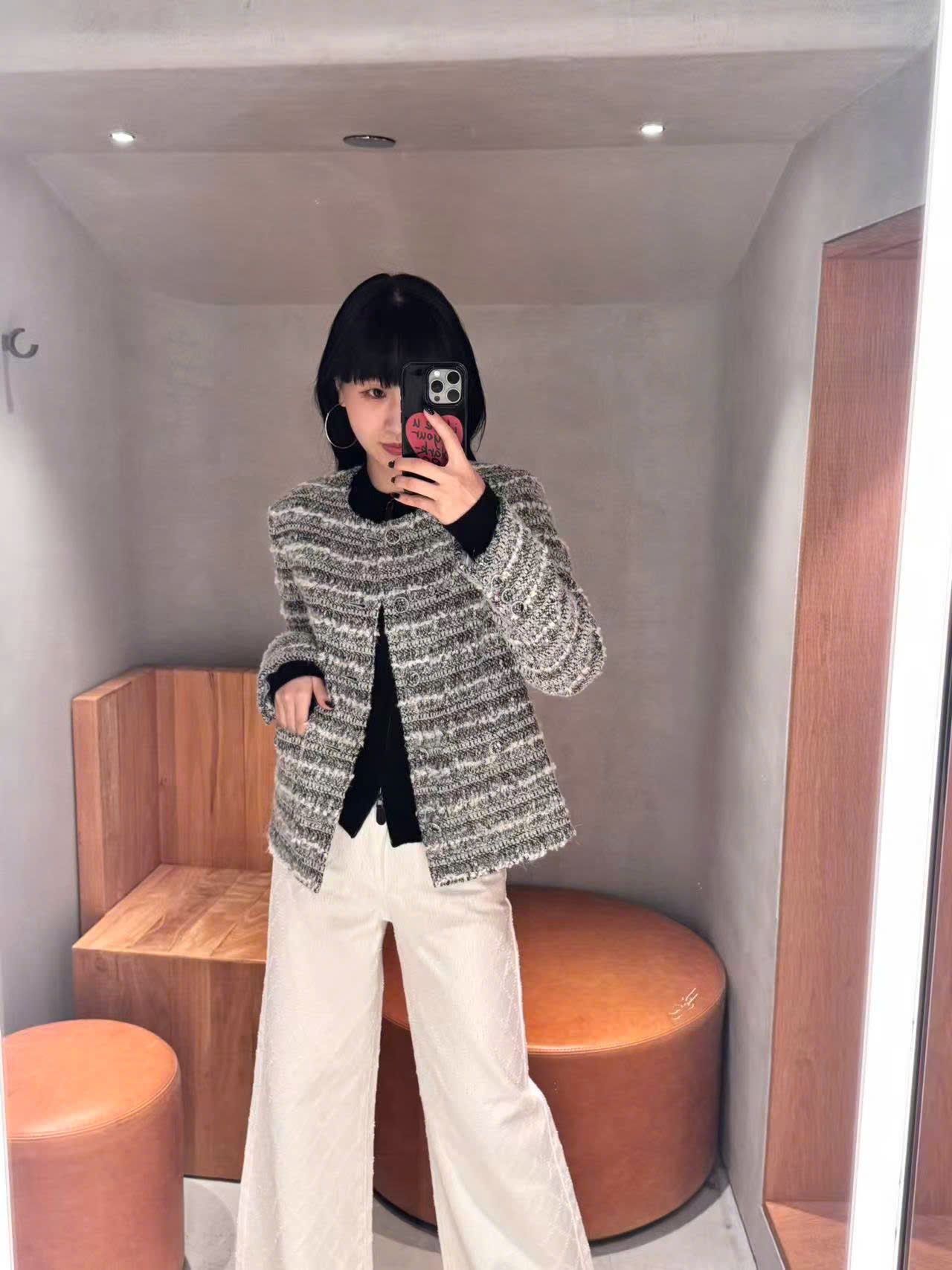  Áo Tweed ghi xám kẻ trắng 