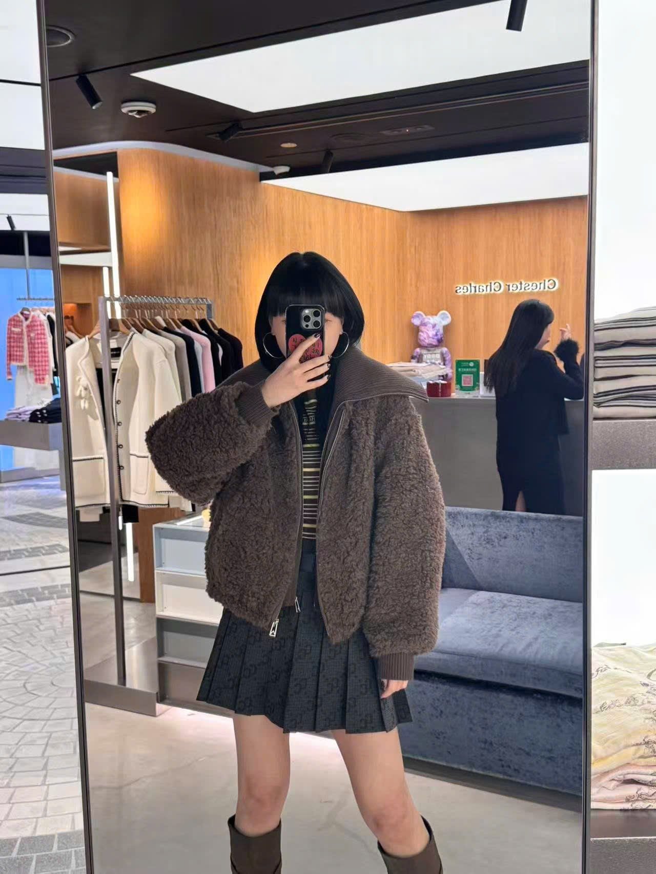  Áo khoác lông màu nâu cổ bẻ khóa zip 