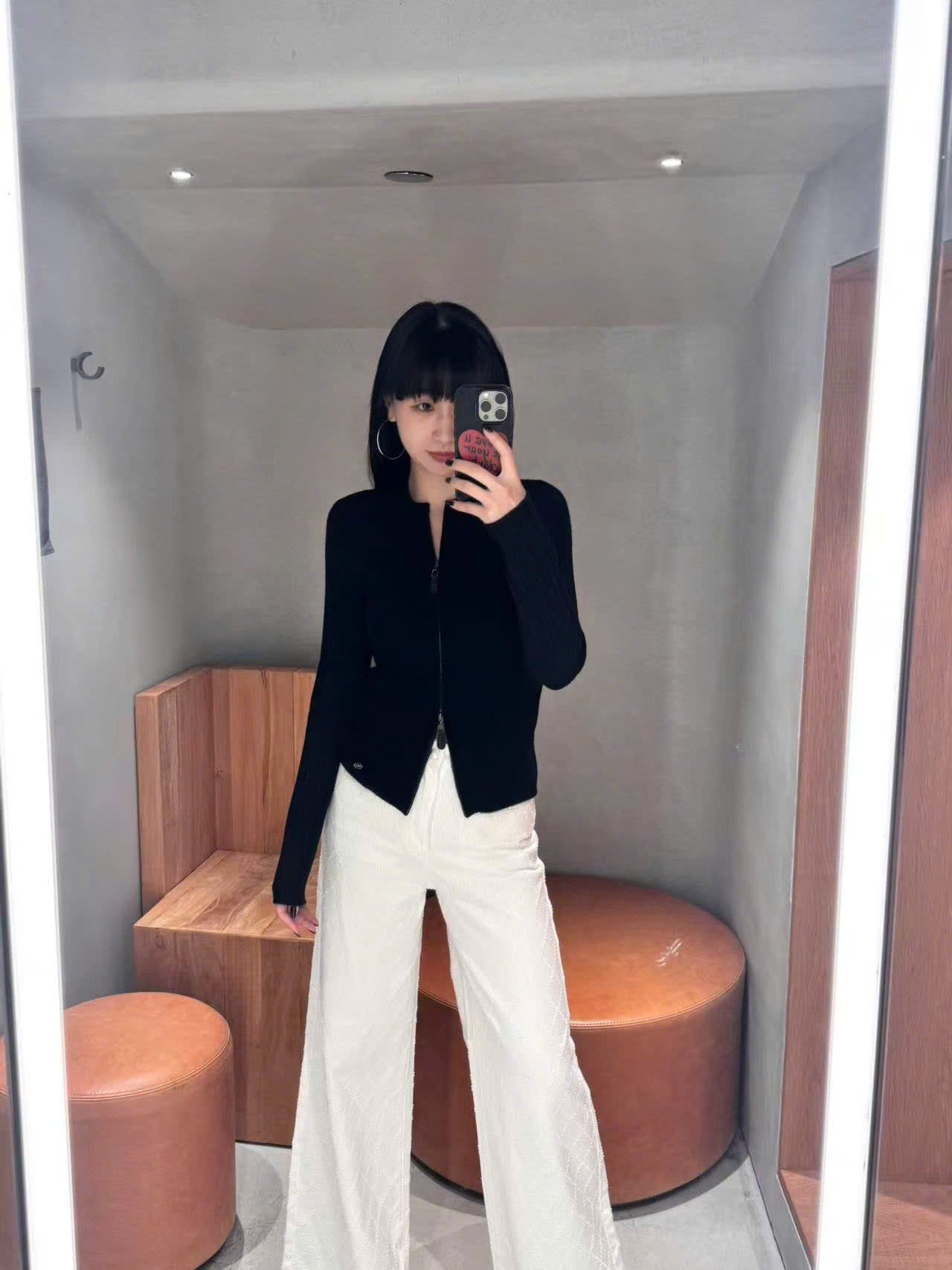  Áo khoác đen khóa Zip 2 chiều 