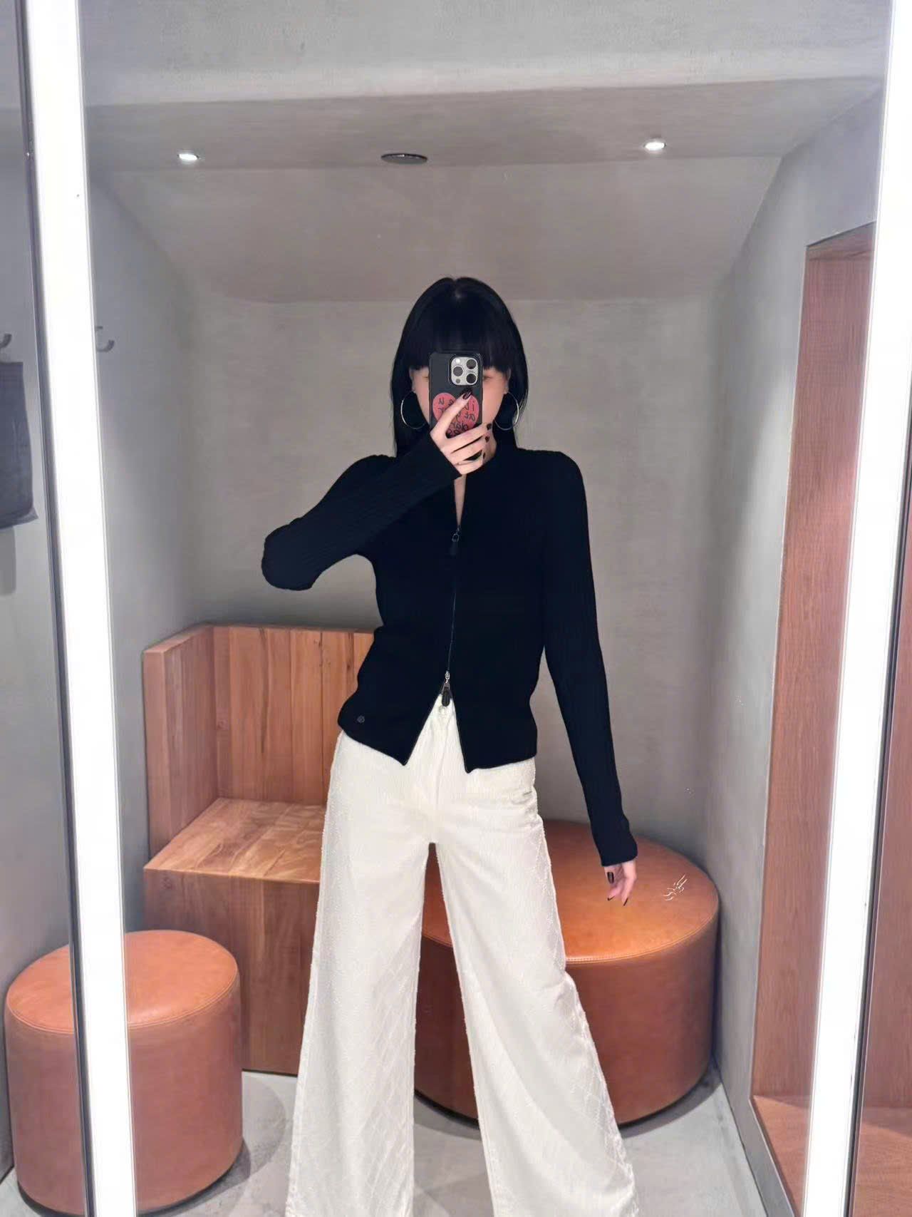  Áo khoác đen khóa Zip 2 chiều 