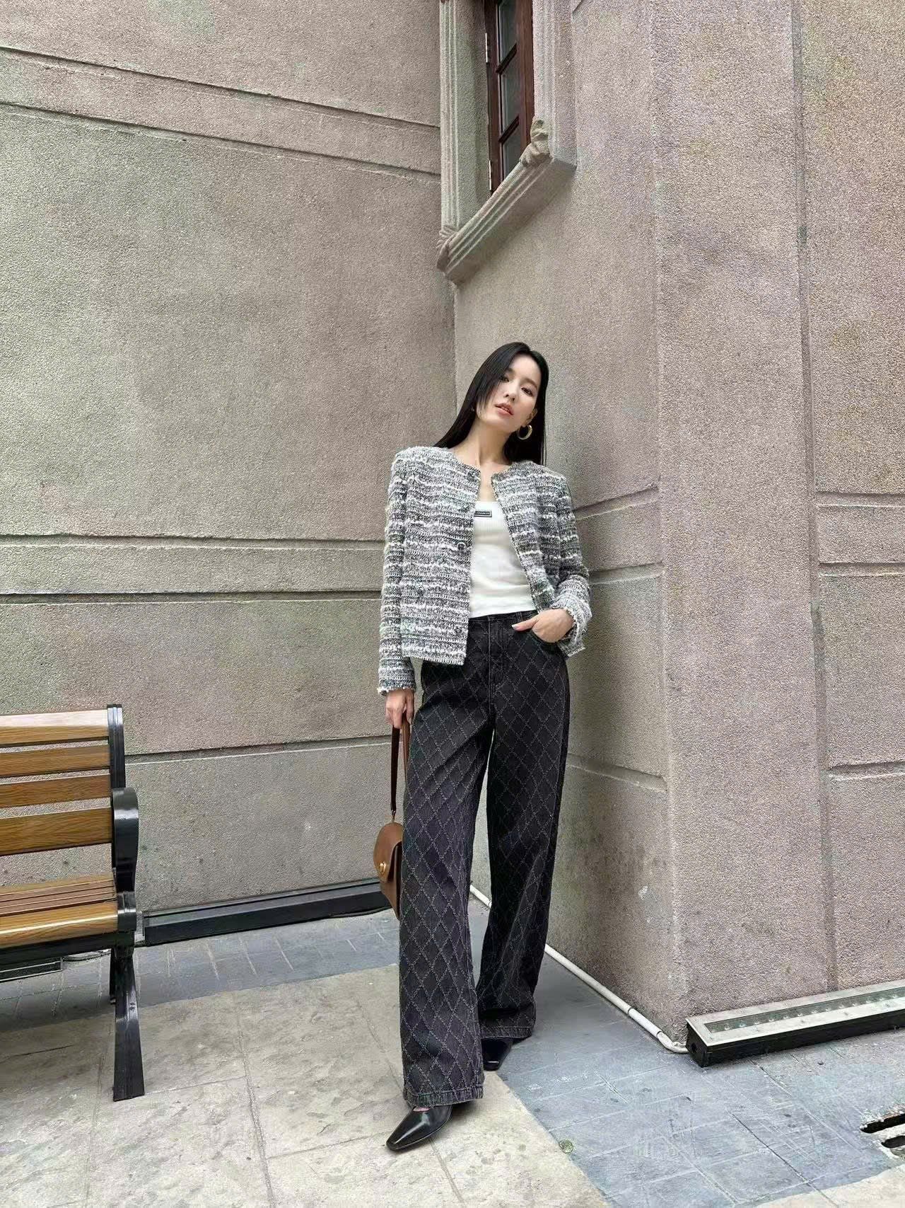  Áo Tweed ghi xám kẻ trắng 