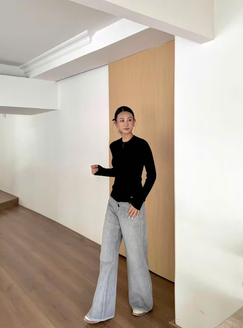  Áo khoác đen khóa Zip 2 chiều 