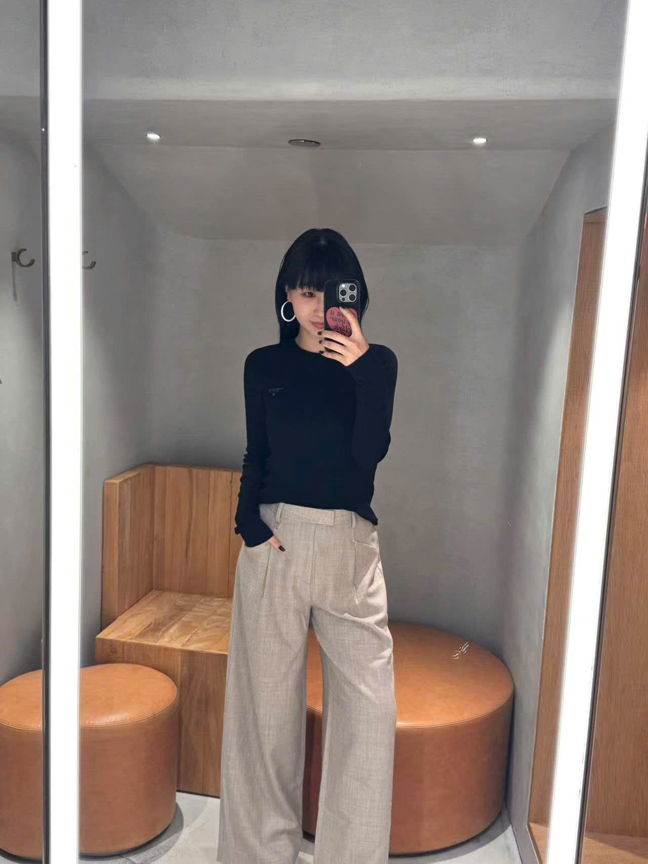  Quần vải màu beige new ss 