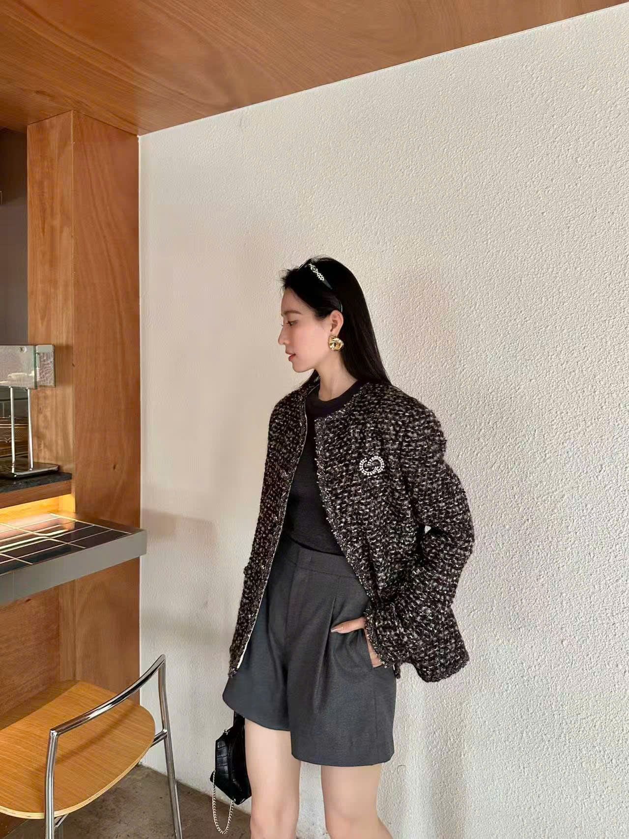  Áo tweed nâu cacao logo 1 bên 