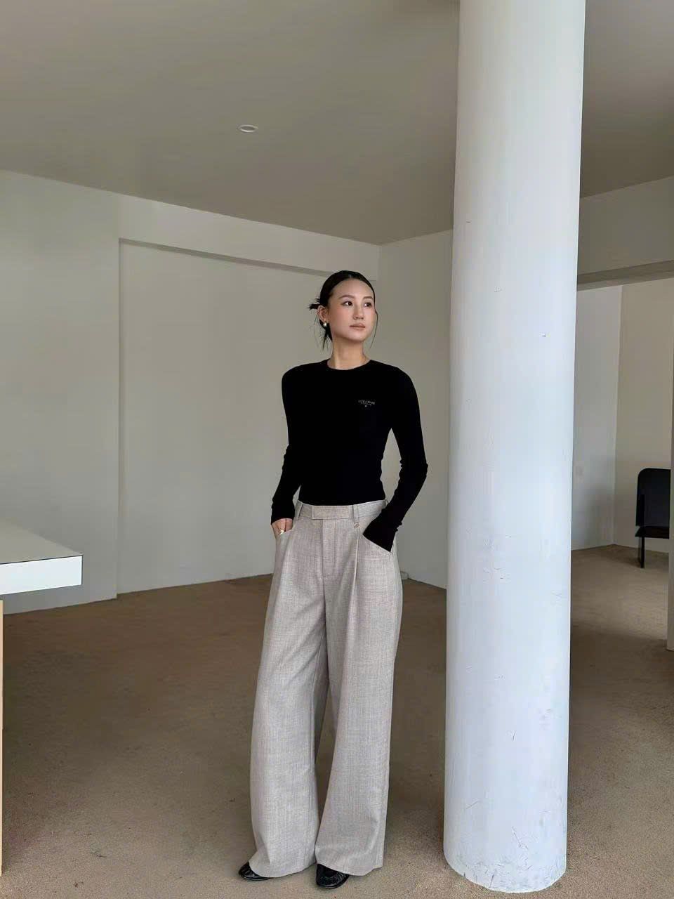  Quần vải màu beige new ss 