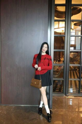  Áo CDG đỏ nơ đen 