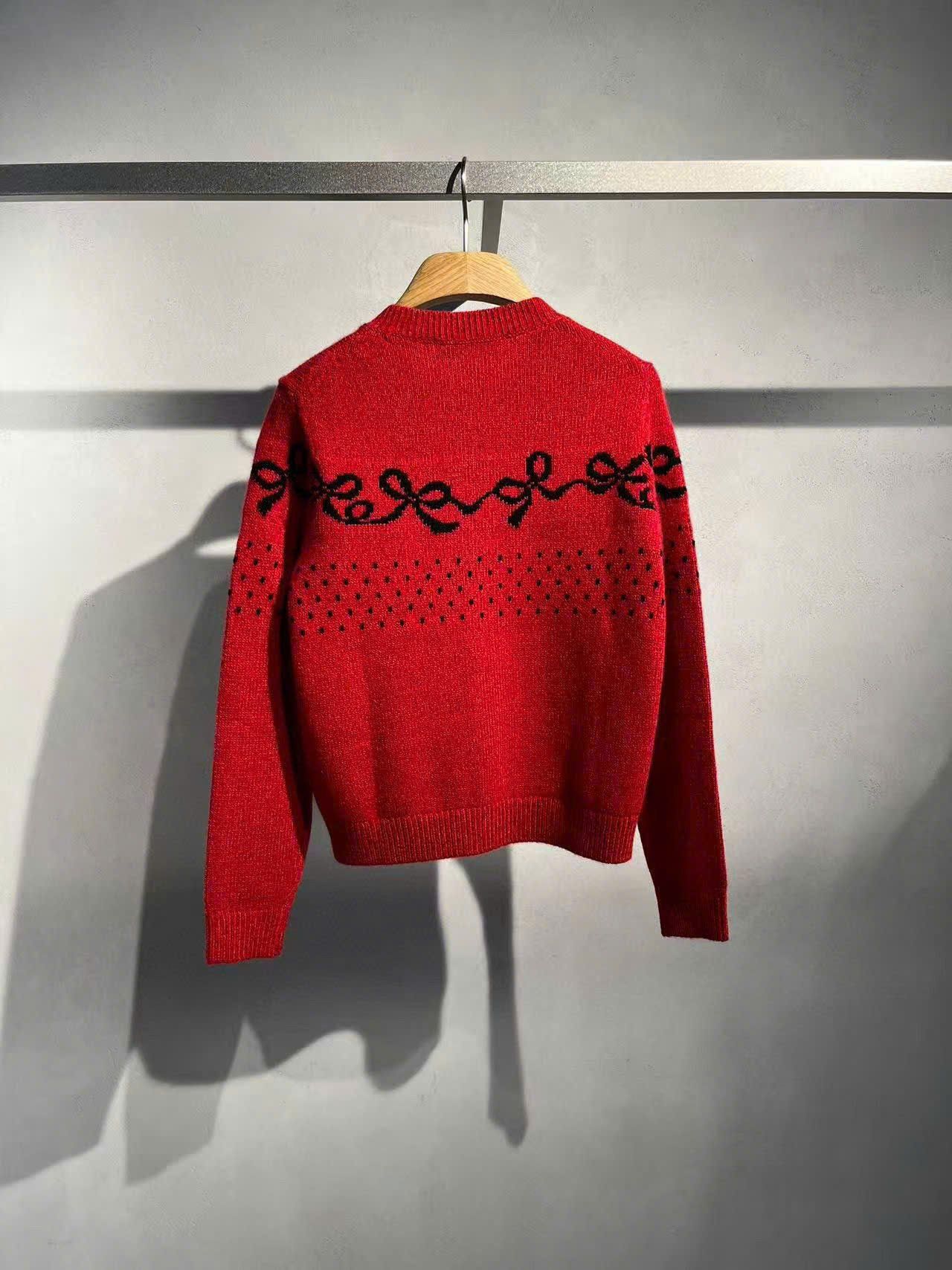  Áo CDG đỏ nơ đen 