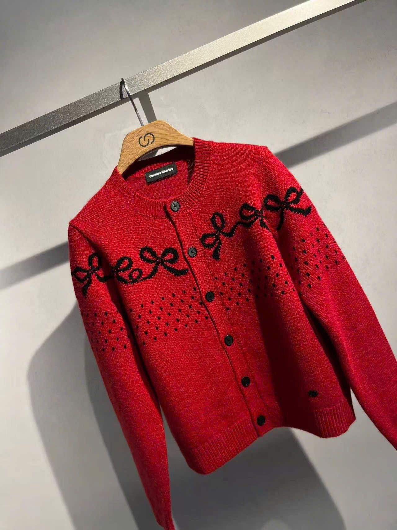  Áo CDG đỏ nơ đen 