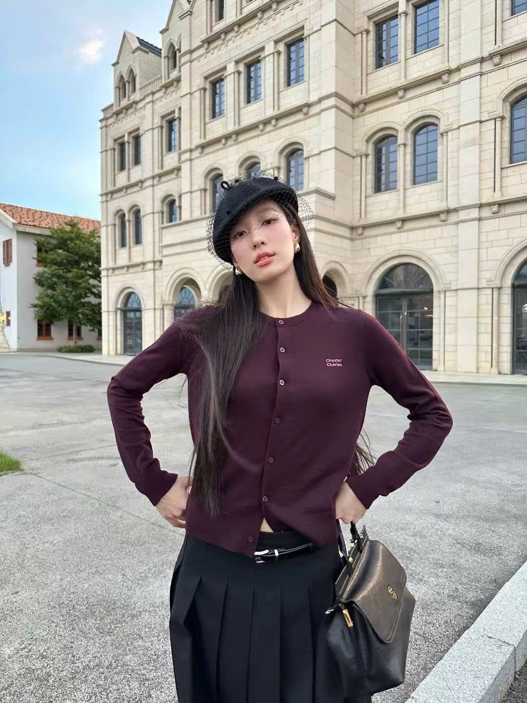  Áo CDG đỏ đun, logo chữ 1 bên 