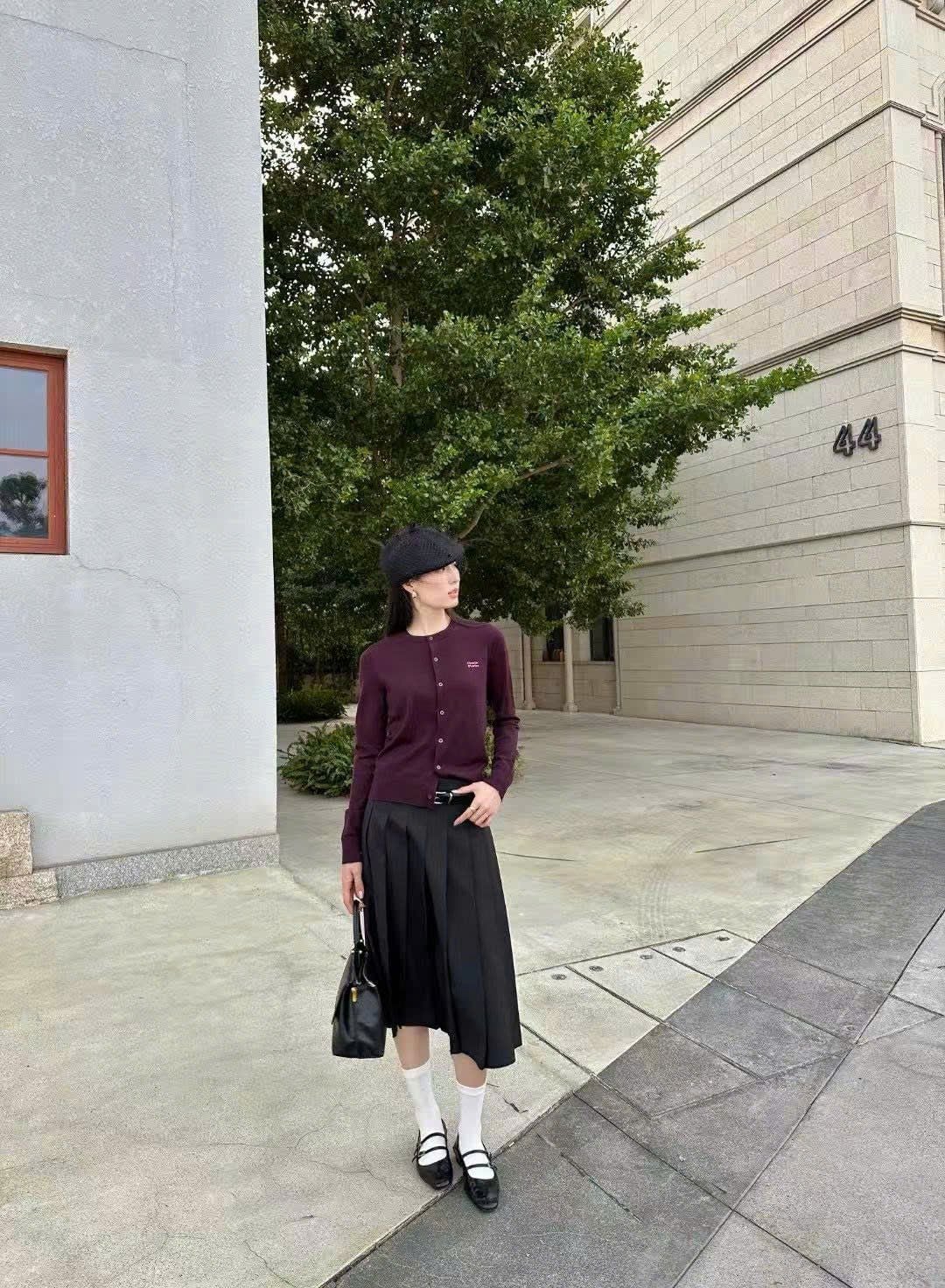  Áo CDG đỏ đun, logo chữ 1 bên 