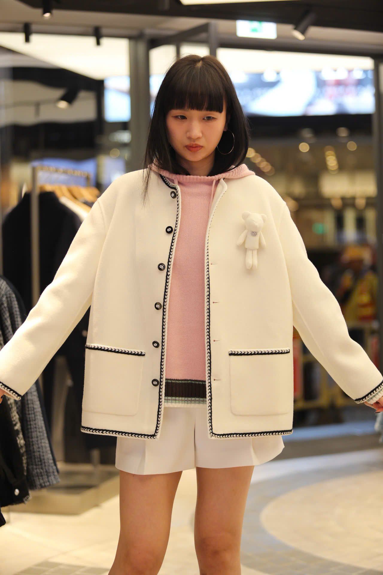  Áo len hồng dài tay có mũ viền xanh 