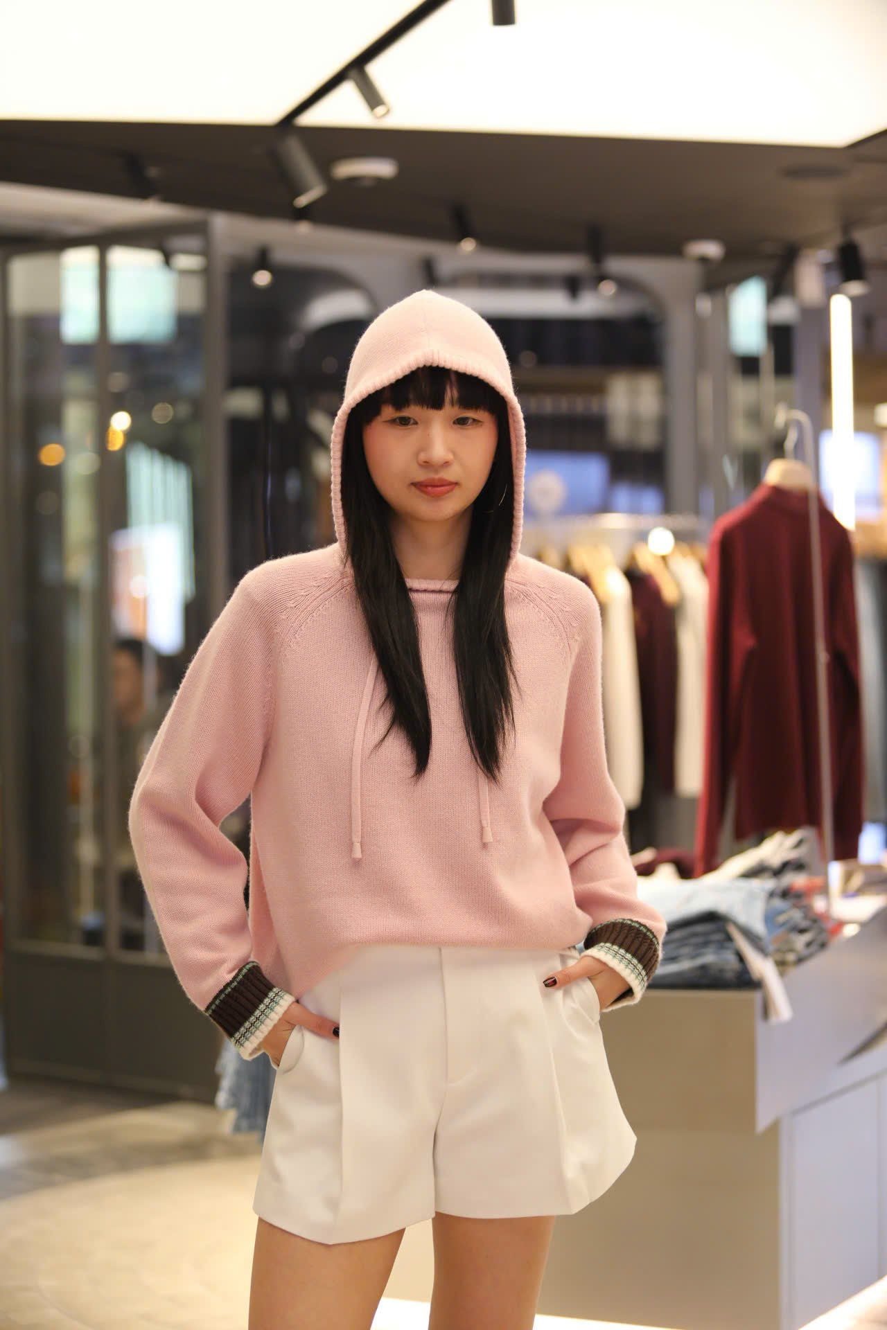  Áo len hồng dài tay có mũ viền xanh 