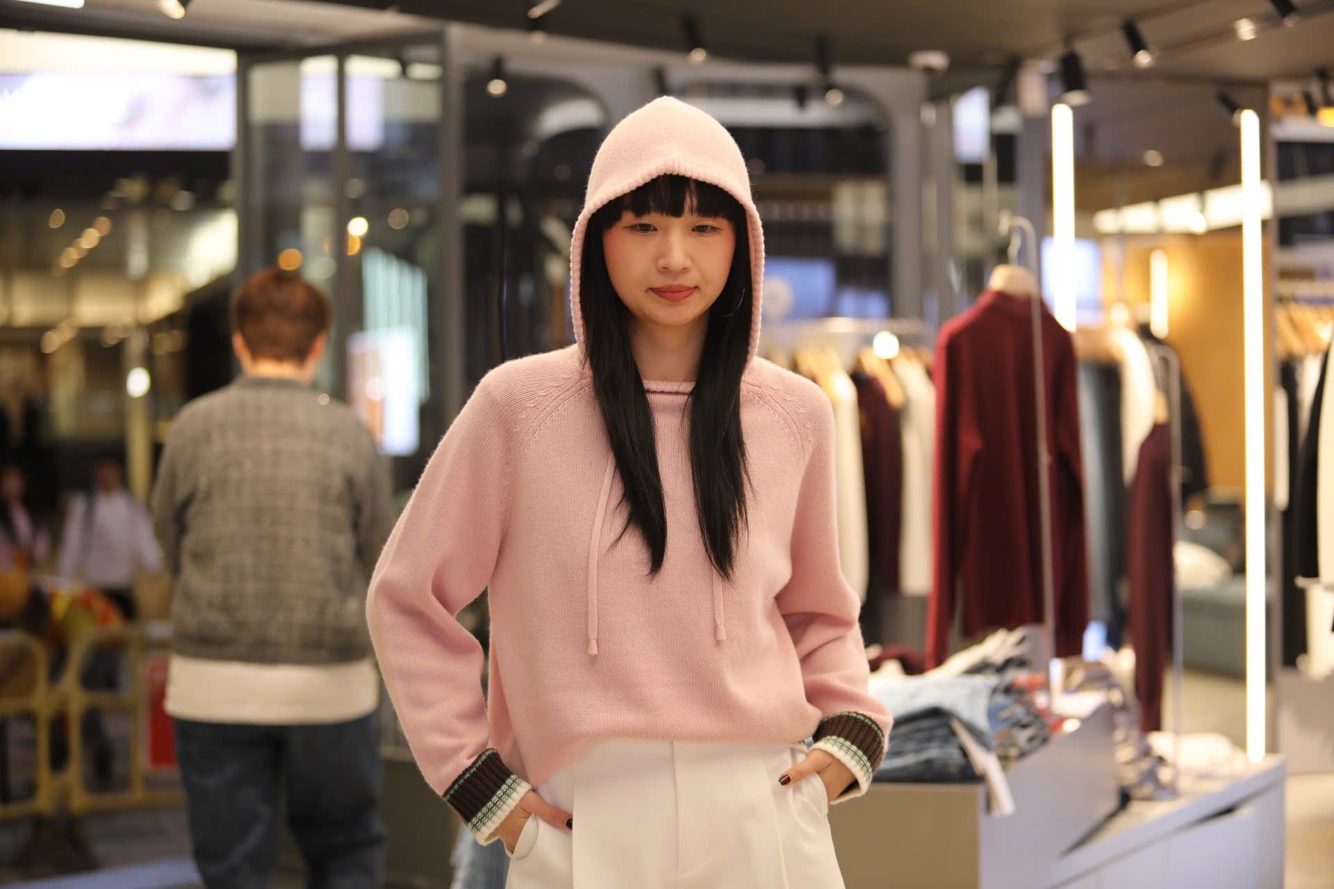  Áo len hồng dài tay có mũ viền xanh 