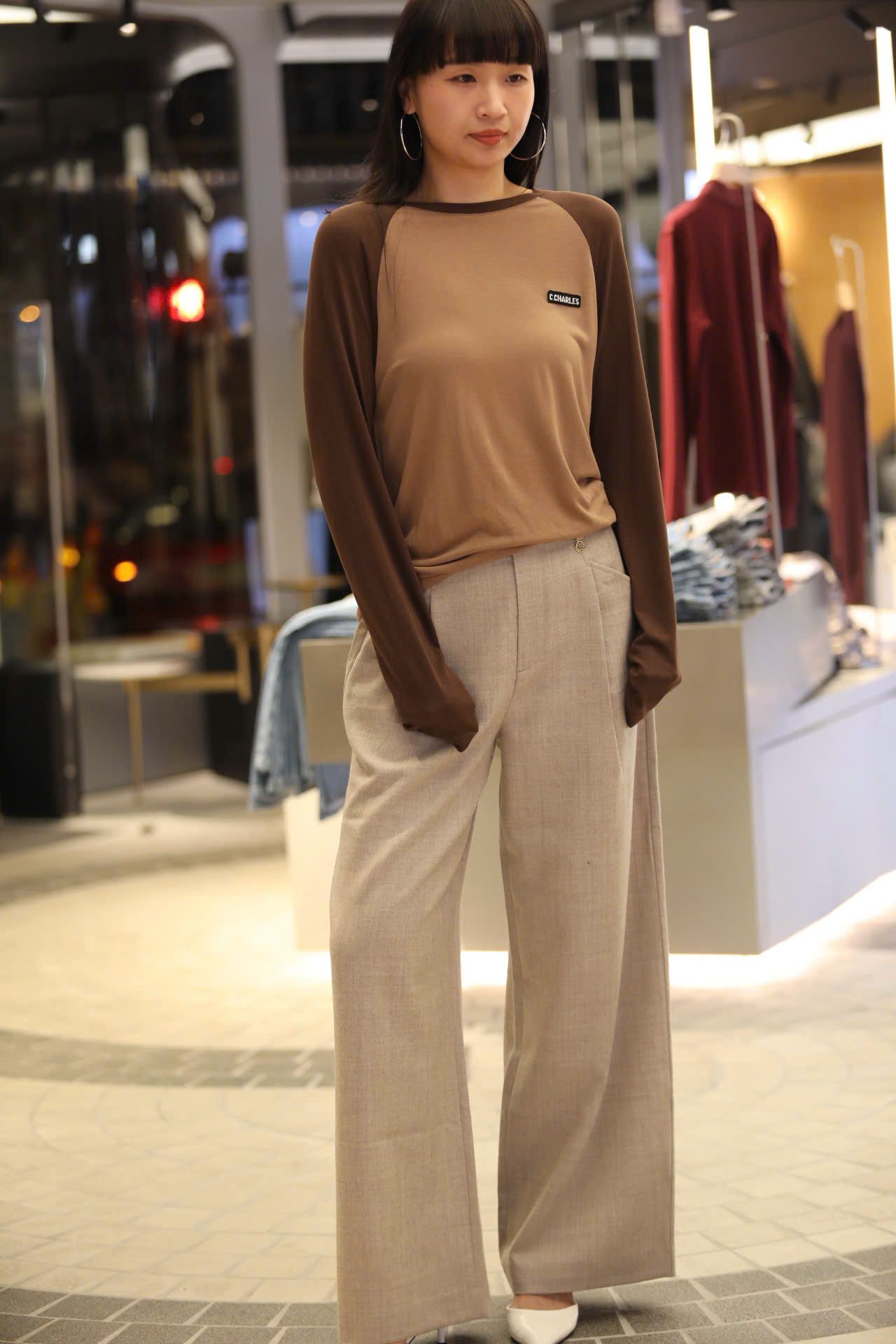  Quần vải màu beige new ss 