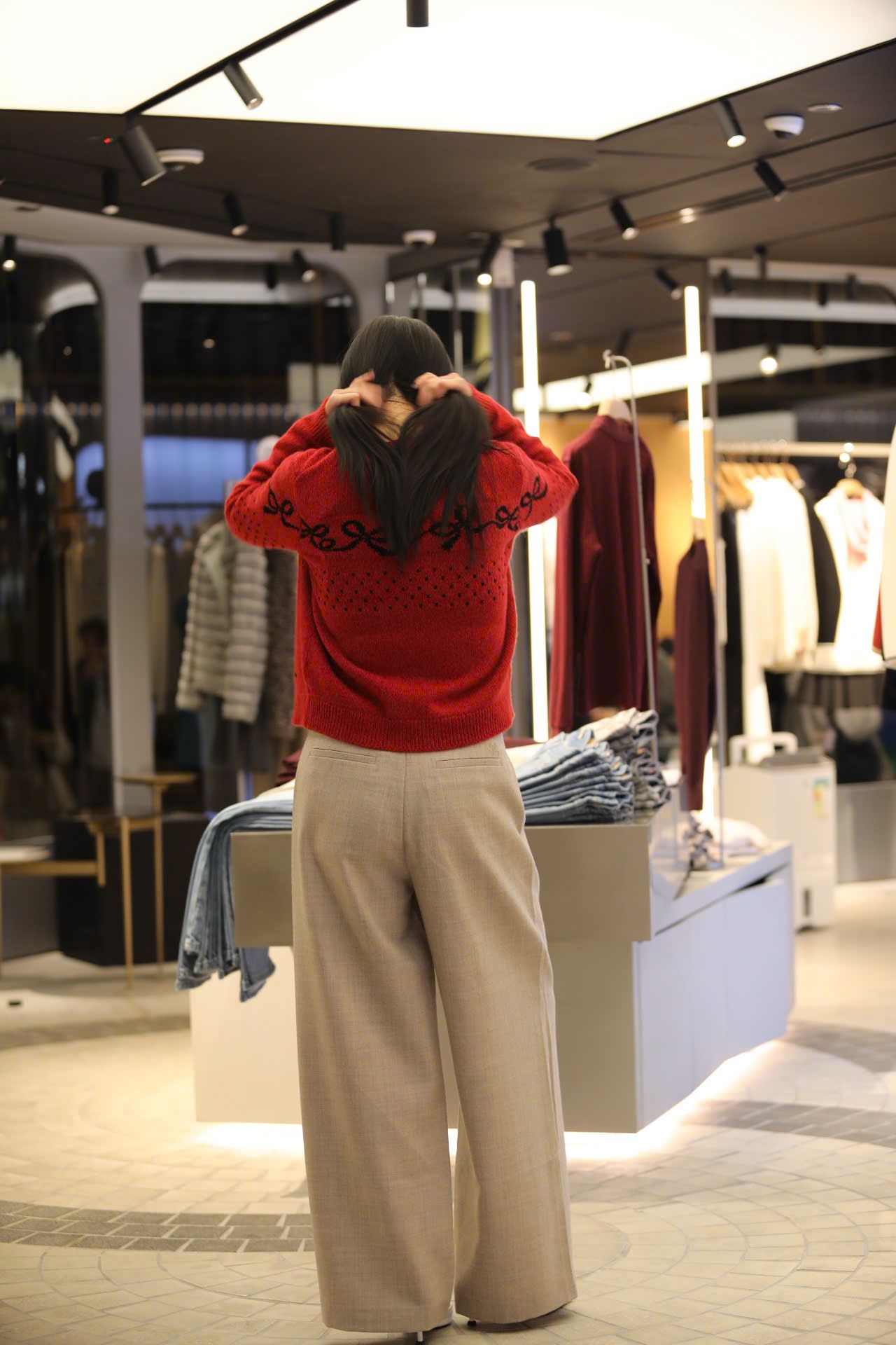  Quần vải màu beige new ss 