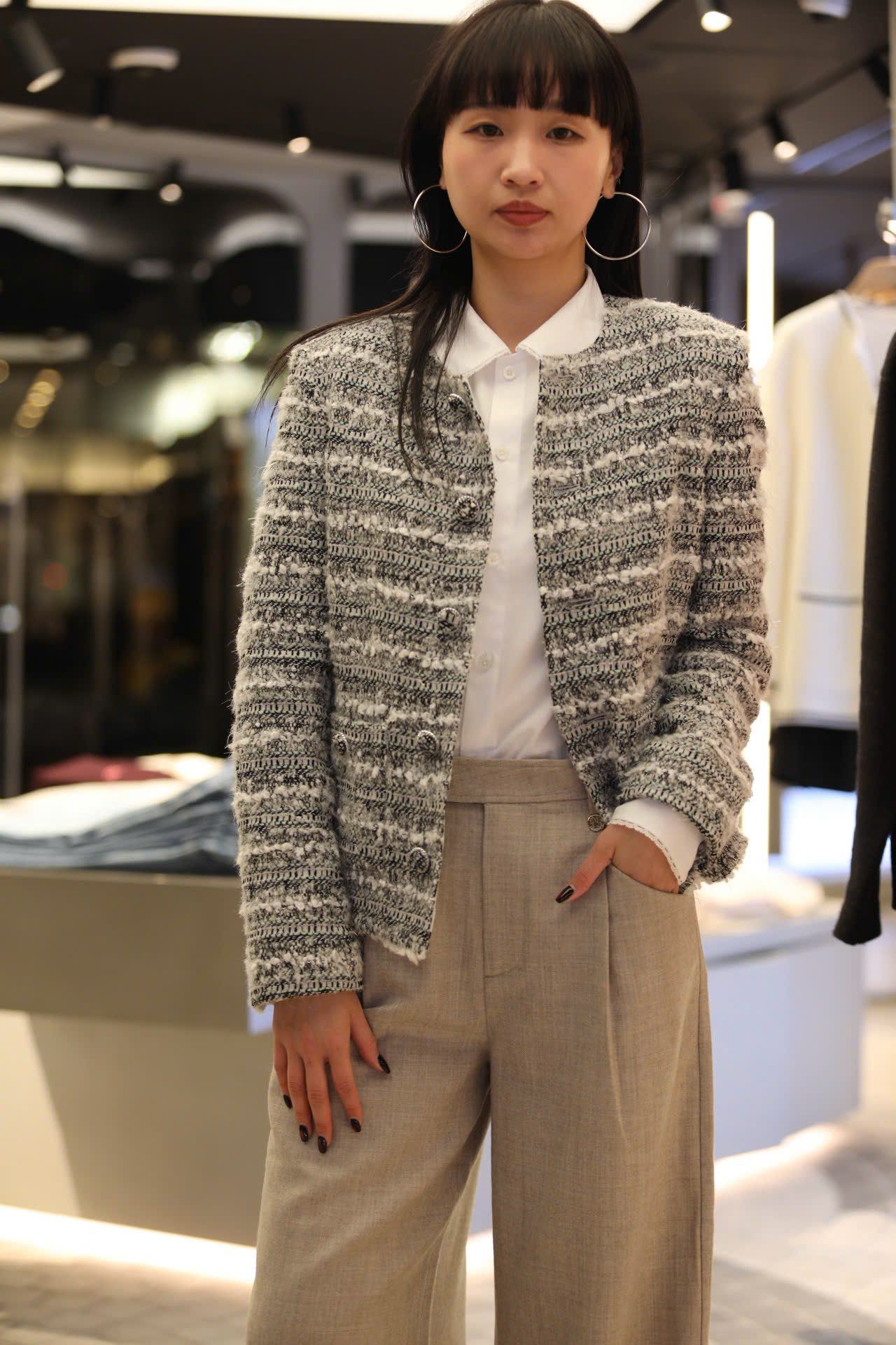  Áo Tweed ghi xám kẻ trắng 