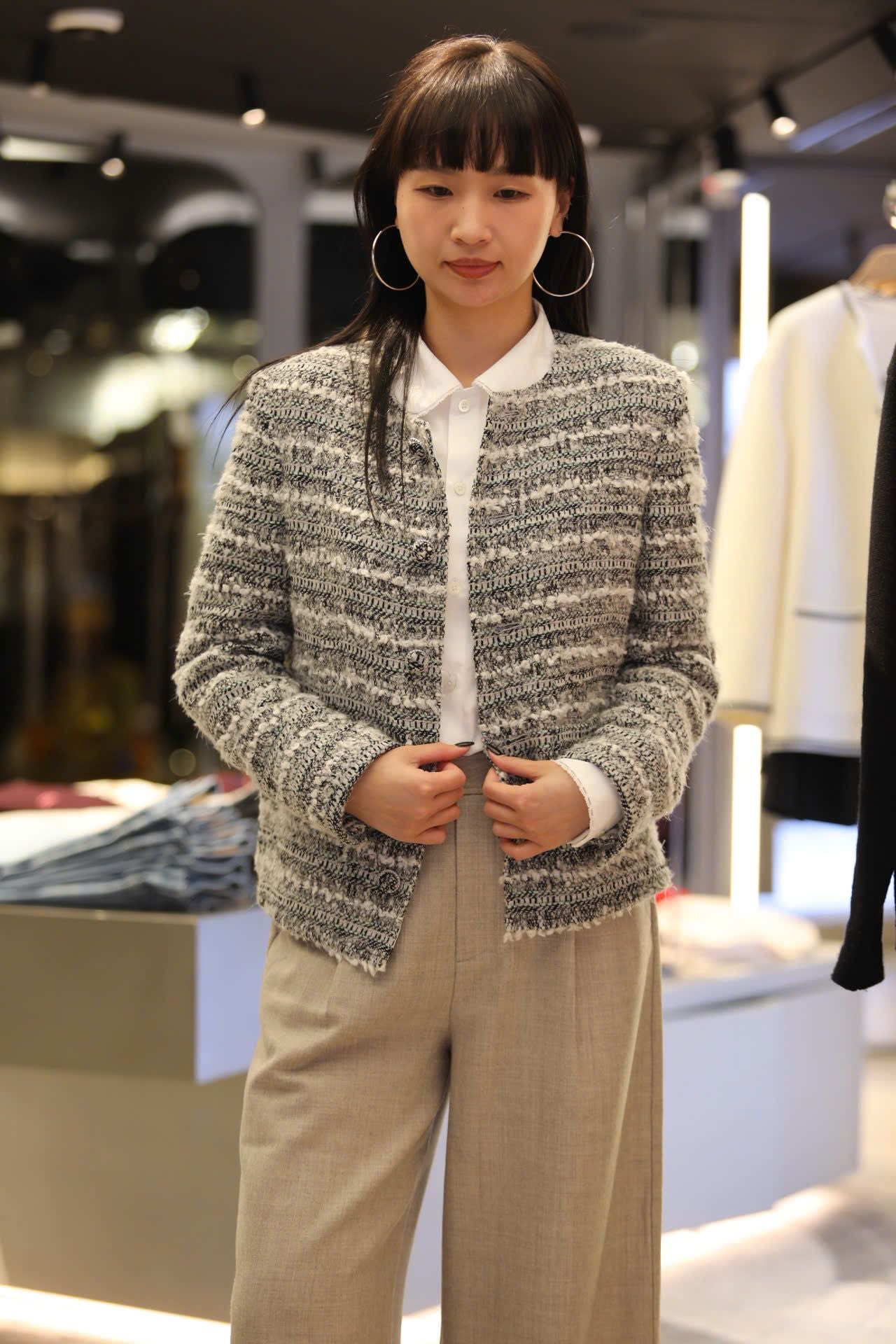  Áo Tweed ghi xám kẻ trắng 