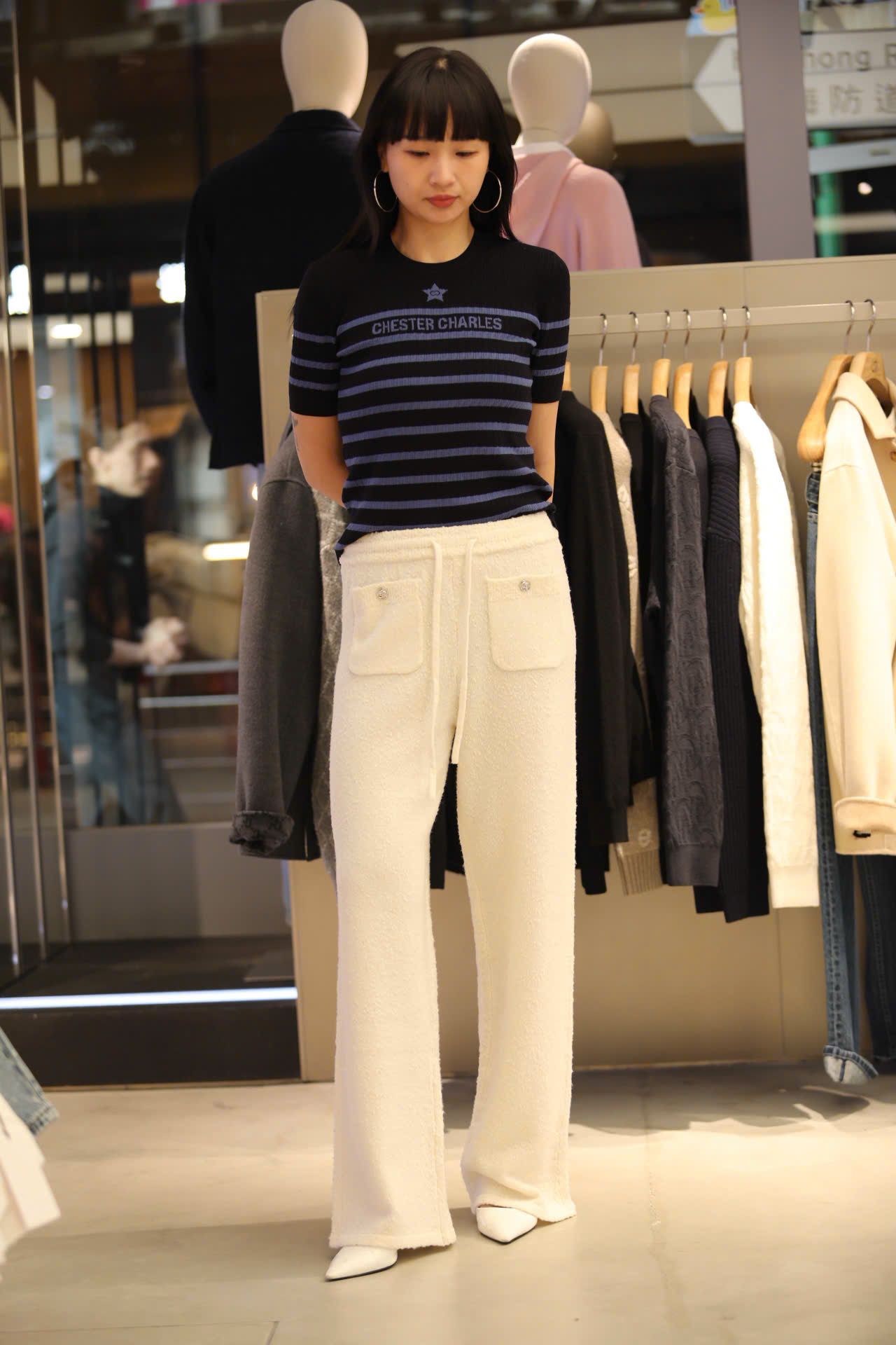  Quần dài trắng 2 túi trước dây rút 