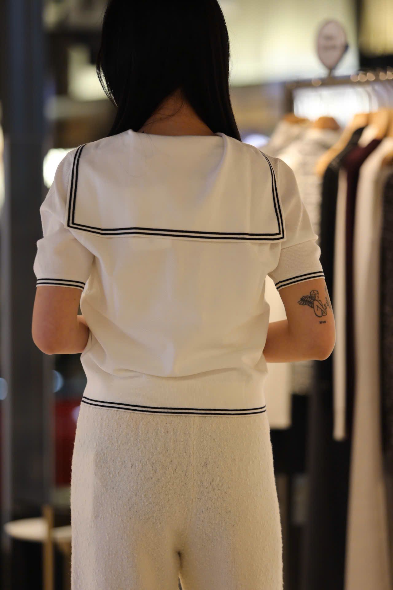  1.Áo trắng thủy thủ kẻ Navy 