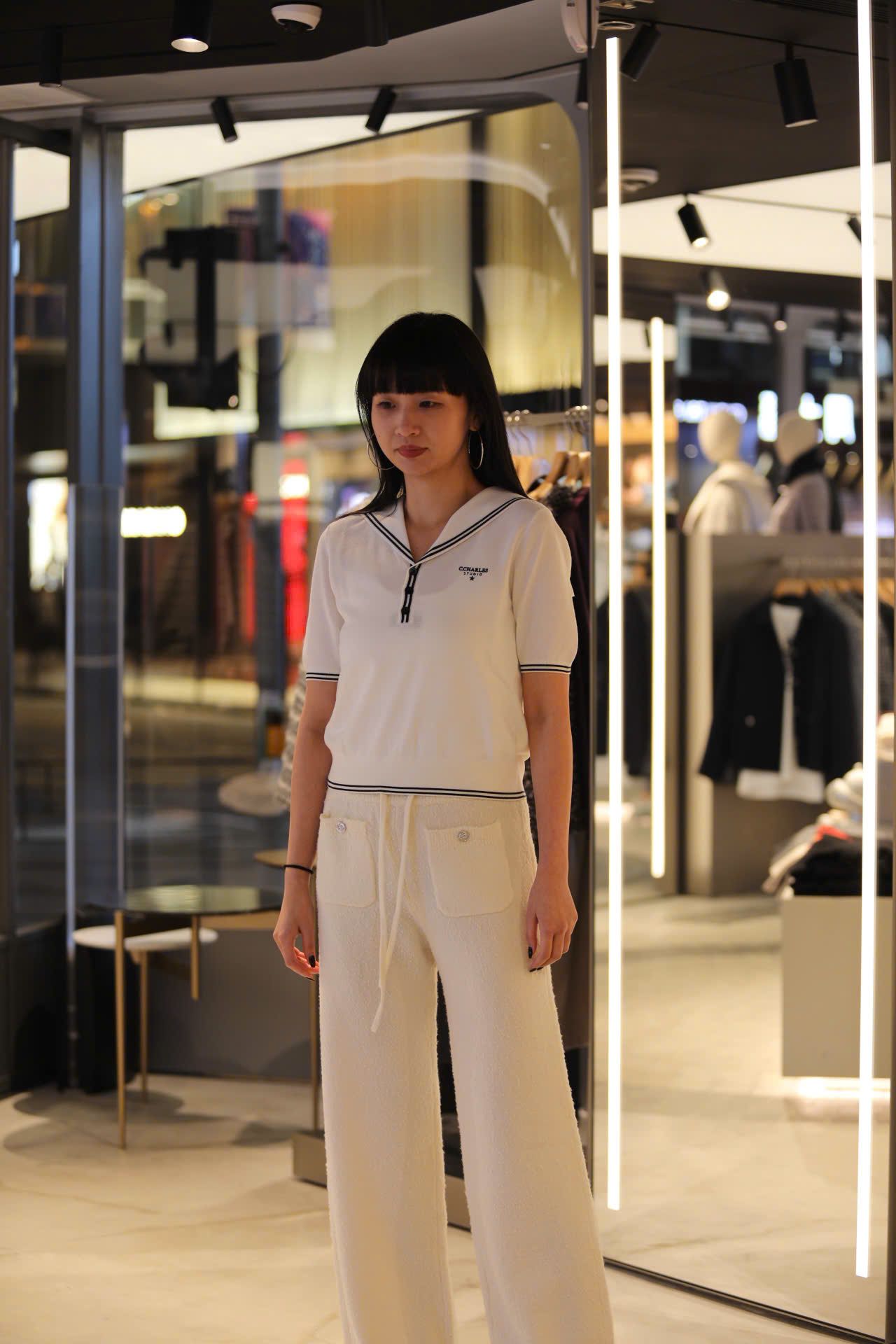  1.Áo trắng thủy thủ kẻ Navy 