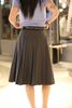  Chân váy xếp ly kèm belt kim loại - xám 