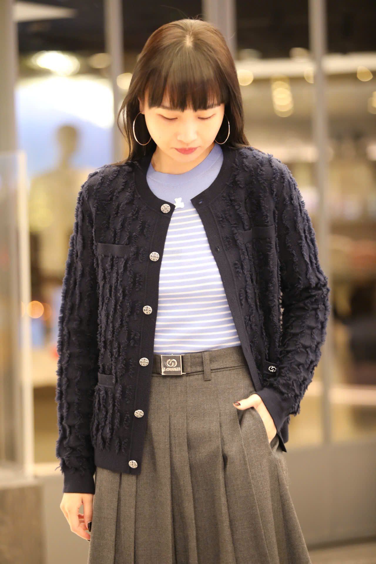  Chân váy xếp ly kèm belt kim loại - xám 