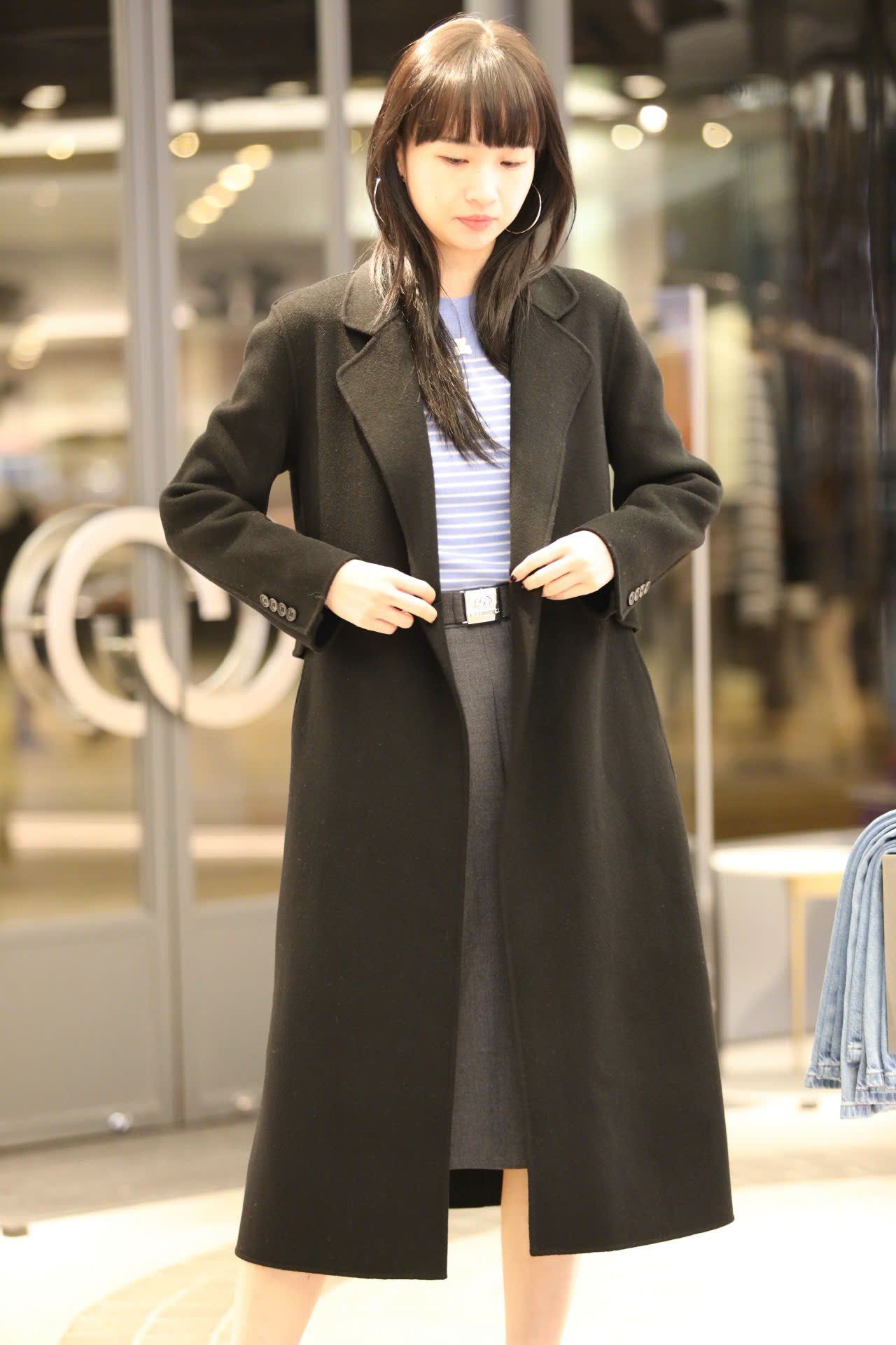  Chân váy xếp ly kèm belt kim loại - xám 