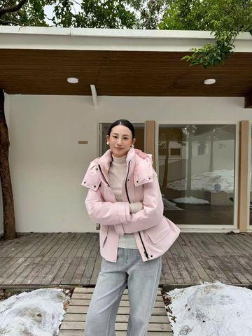  Áo phao hồng có mũ 