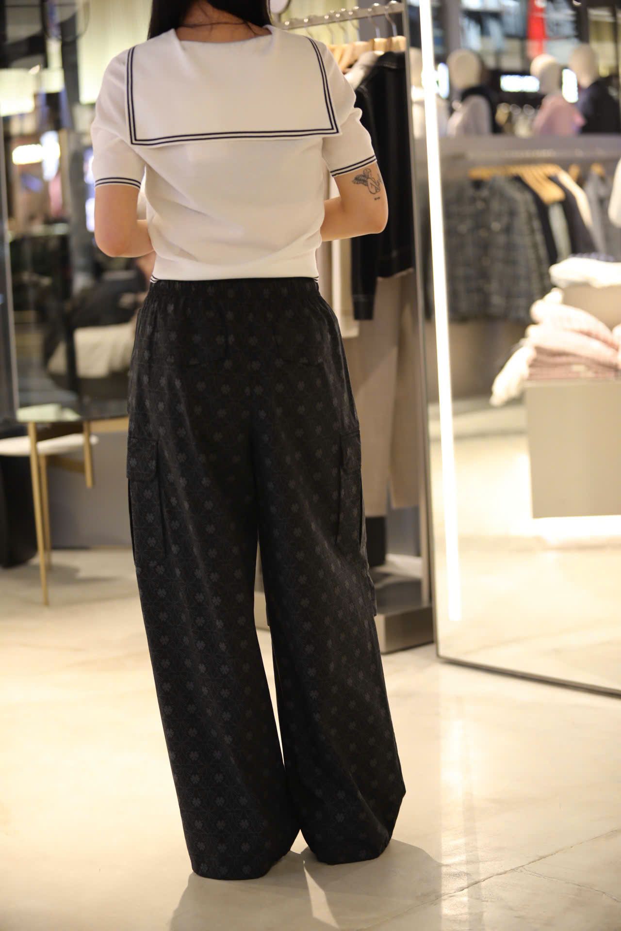  1.Áo trắng thủy thủ kẻ Navy 