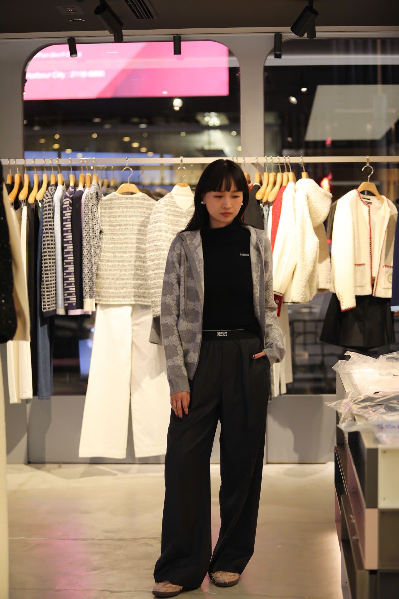  Áo khoác có mũ xám hoa CH 