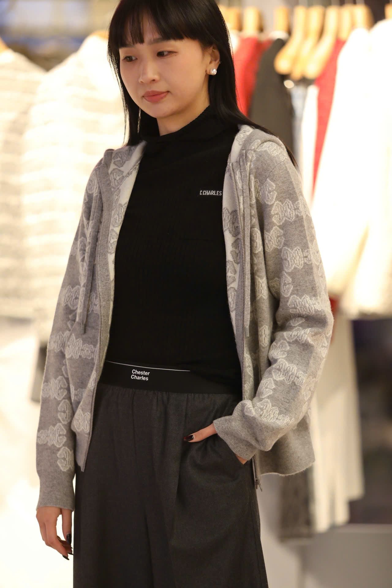  Áo khoác có mũ xám hoa CH 