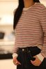  2.Áo dài tay trắng kẻ đỏ viền trắng, bo gấu 