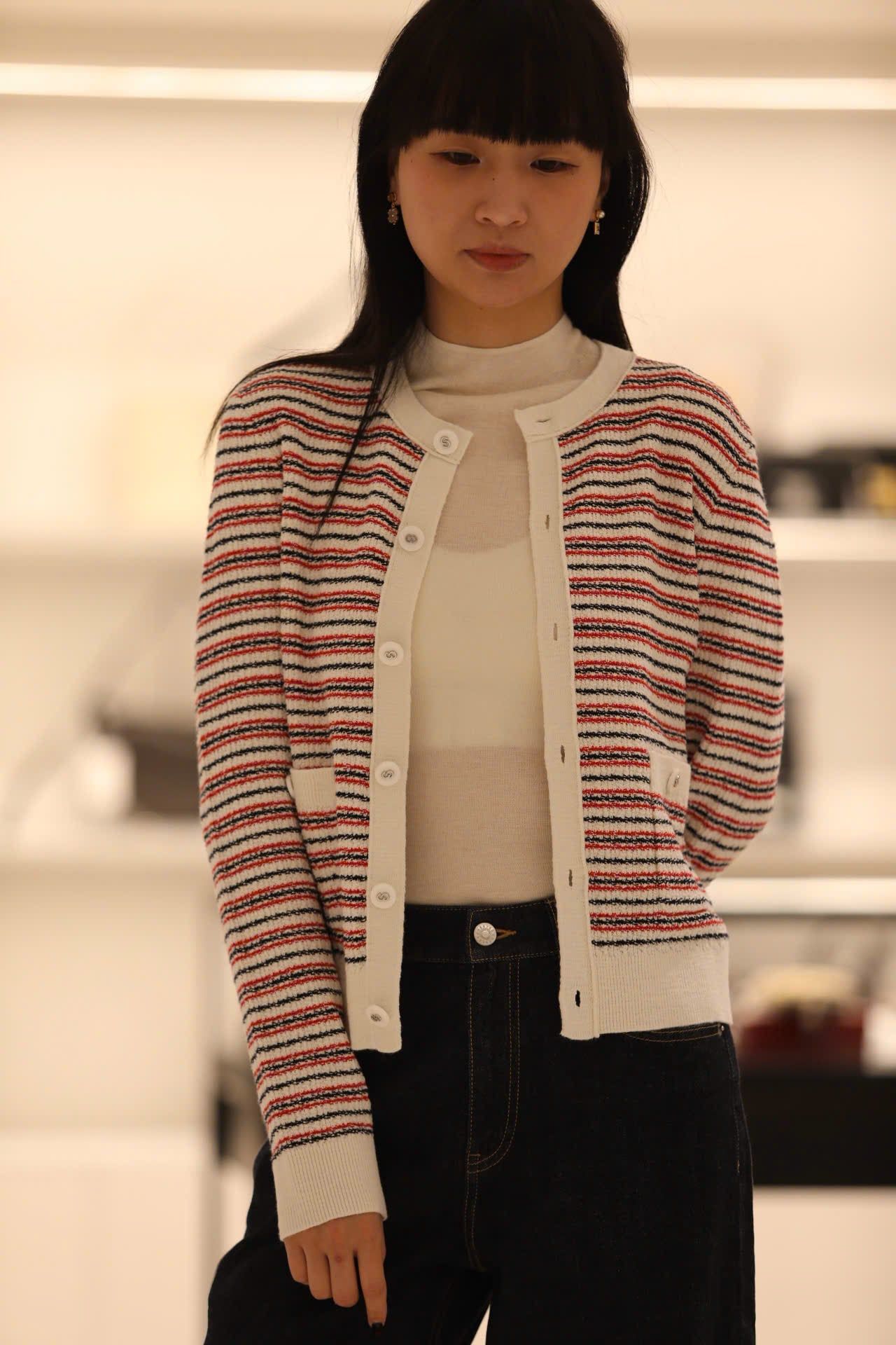  Áo CDG trẳng kẻ đỏ viền trắng 